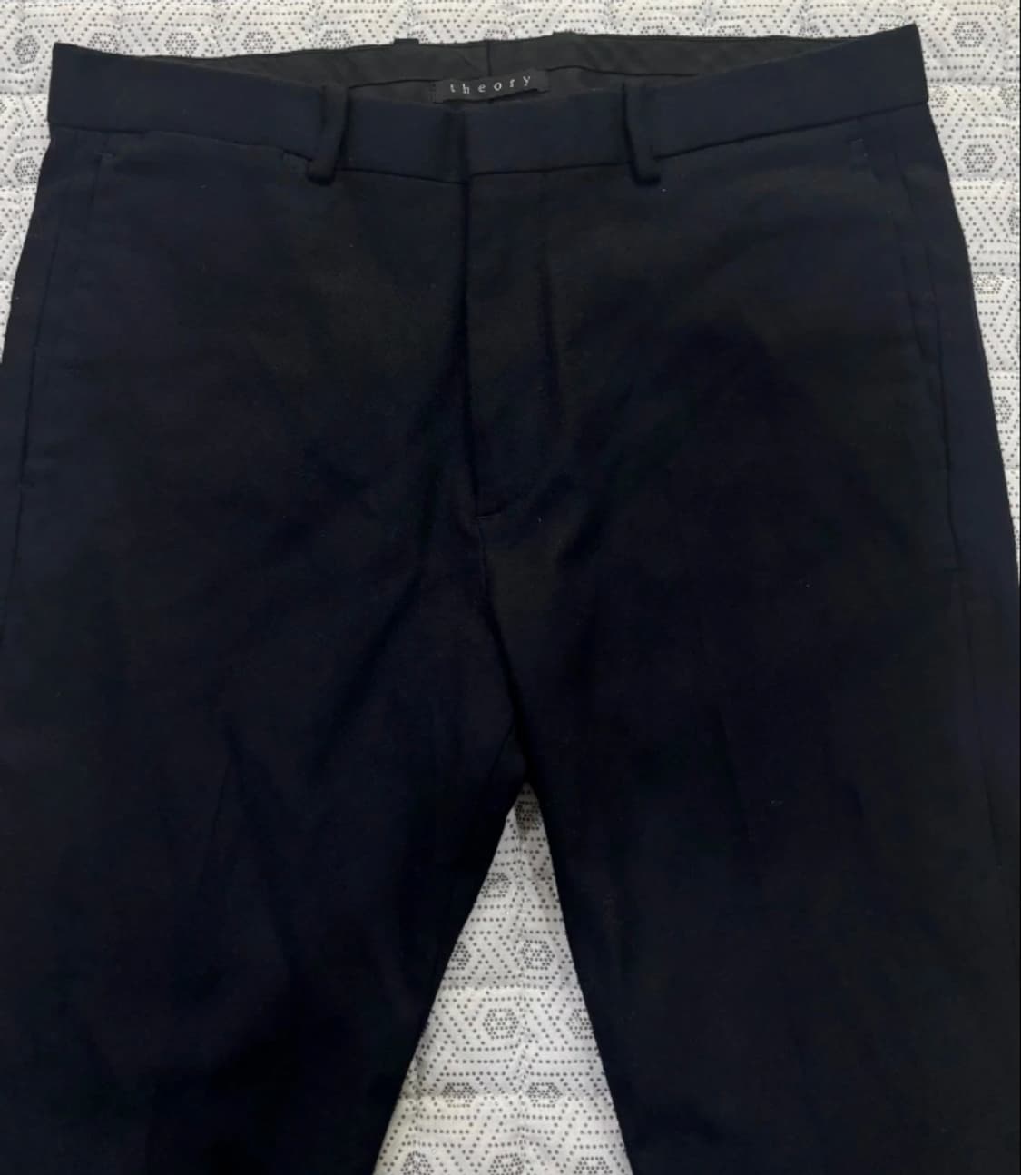 띠어리 블랙 배기 바지 32 상품이미지1