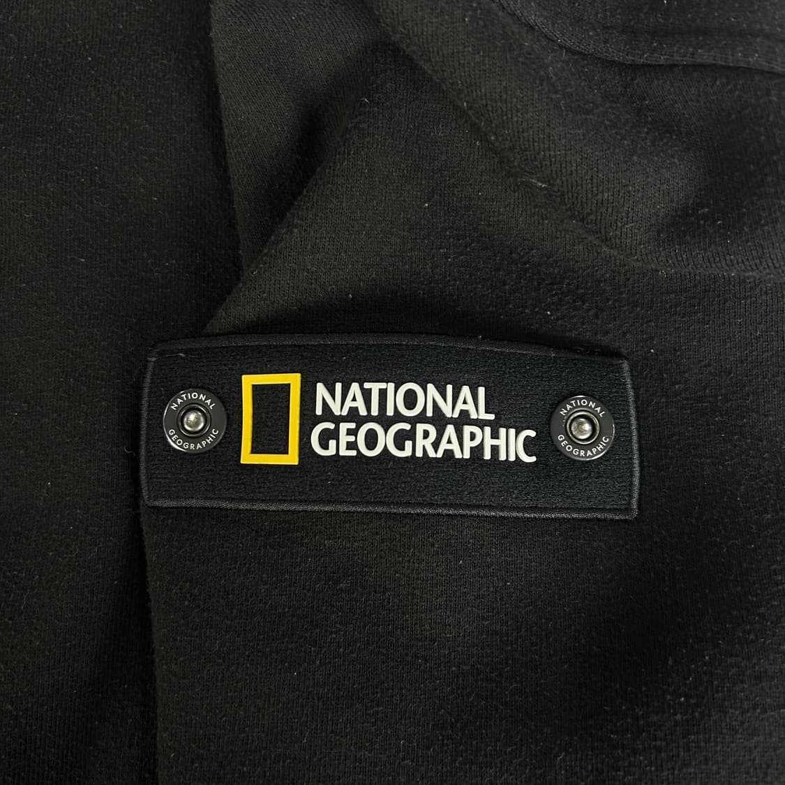 내셔널지오그래픽 검정 맨투맨 티셔츠 XL 상품이미지3