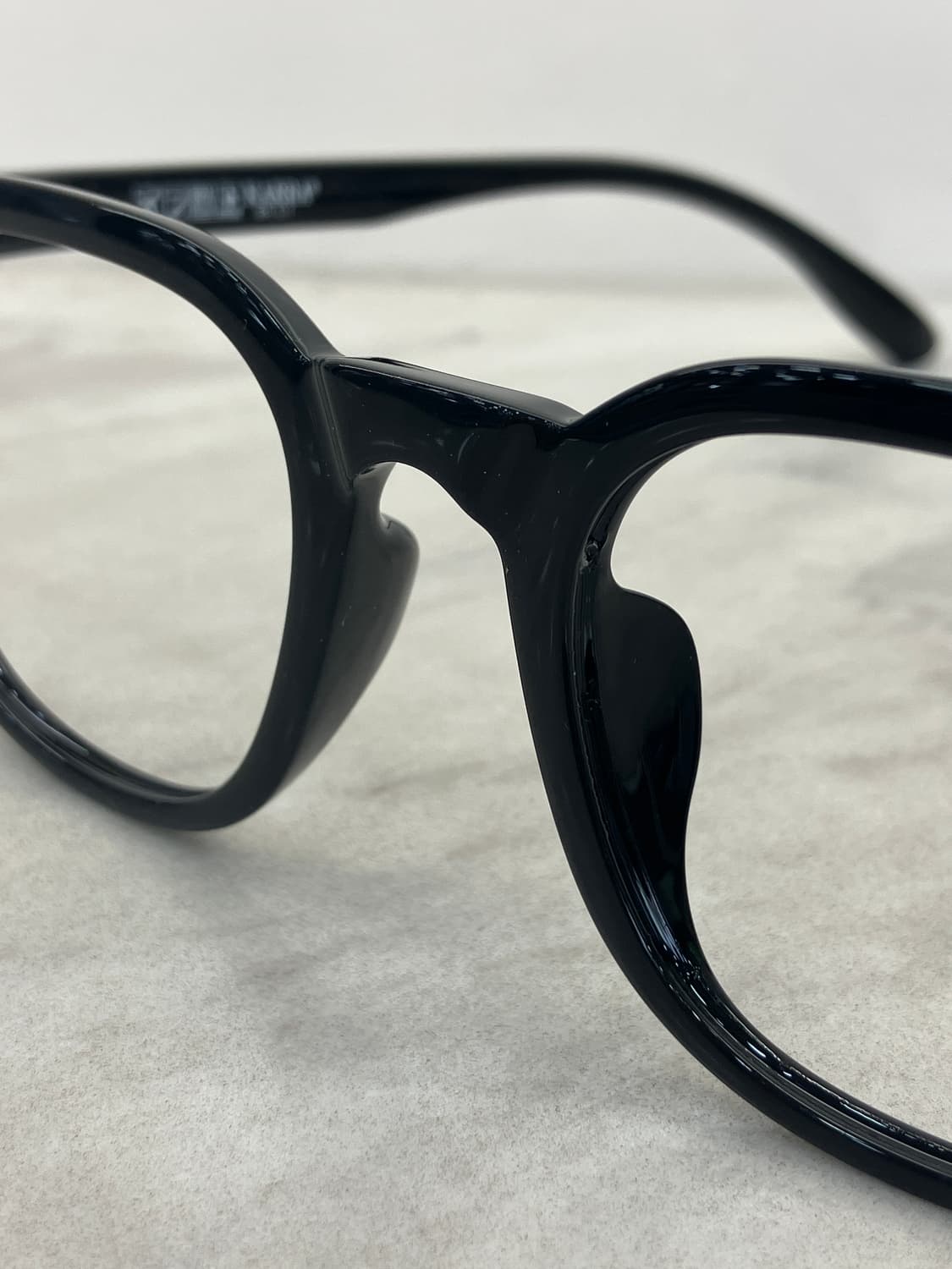 카라 KARRA 블랙 웰링턴 뿔테 안경 상품이미지6