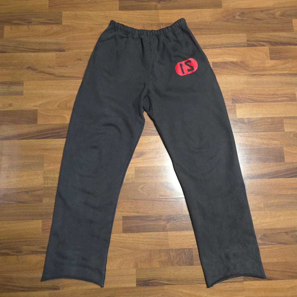 [3]도넛리벤지 21 스웻팬츠 블랙 핑거프레스 상품이미지1