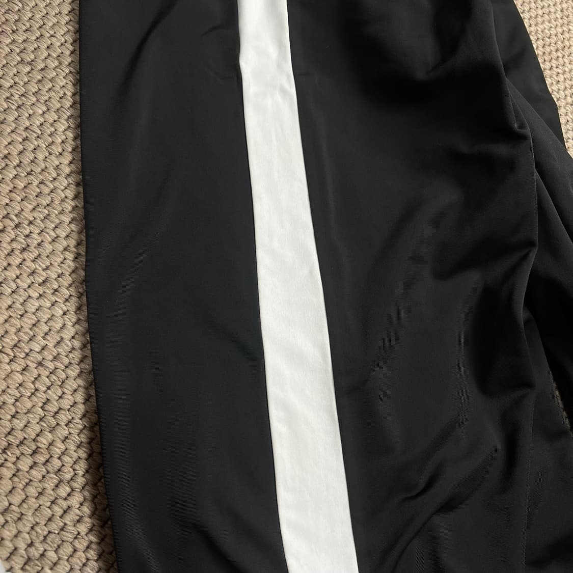 퓨마xFENTY 리한나 기모노 트리코 와이드 트랙 팬츠 L 상품이미지5