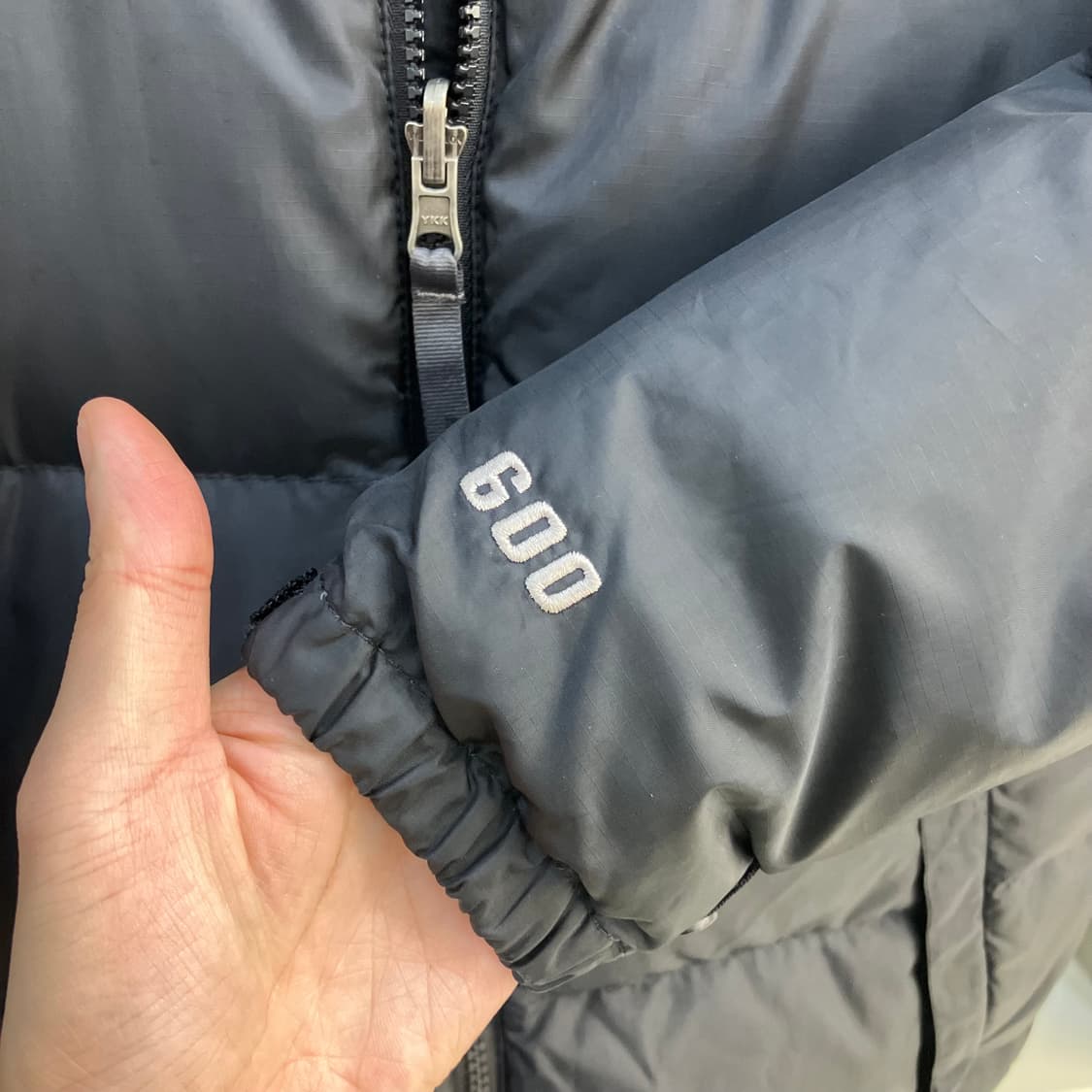 노스페이스 600 패딩 L 상품이미지4