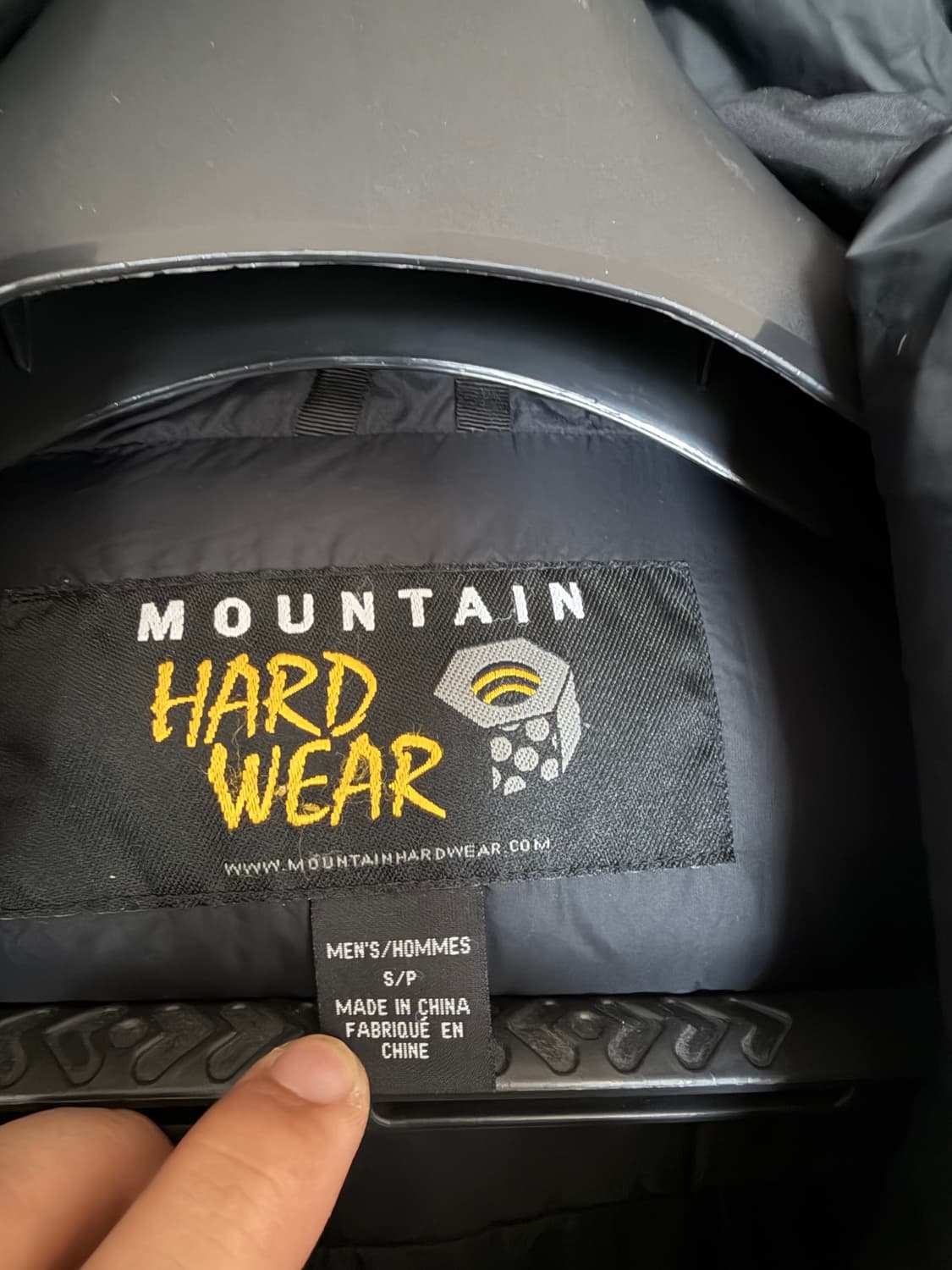 [해외S / 국내 105] 마운틴하드웨어 구형 앱솔루트 블랙 상품이미지3