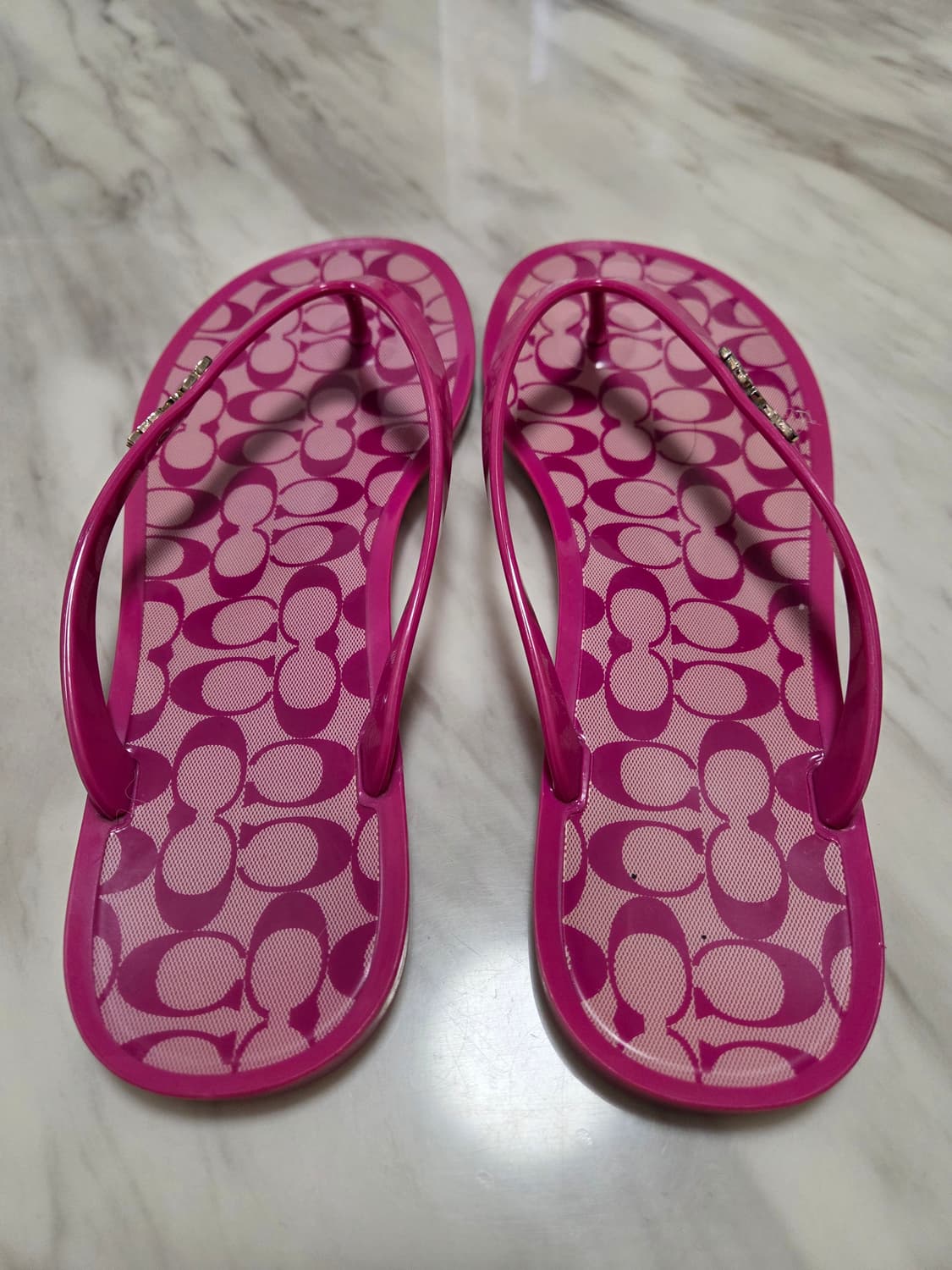 코치 시그니쳐 플립플랍 상품이미지3