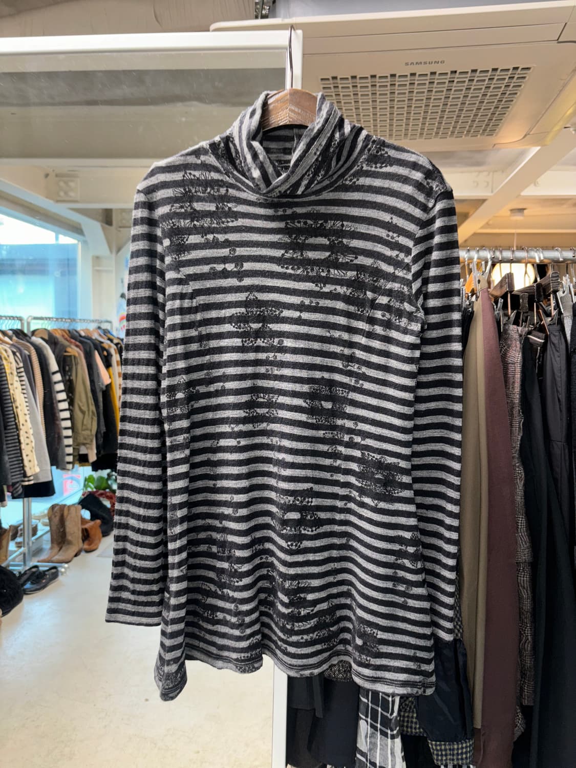 Gabardine k.t 스트라이프 하이넥 니트 상품이미지3