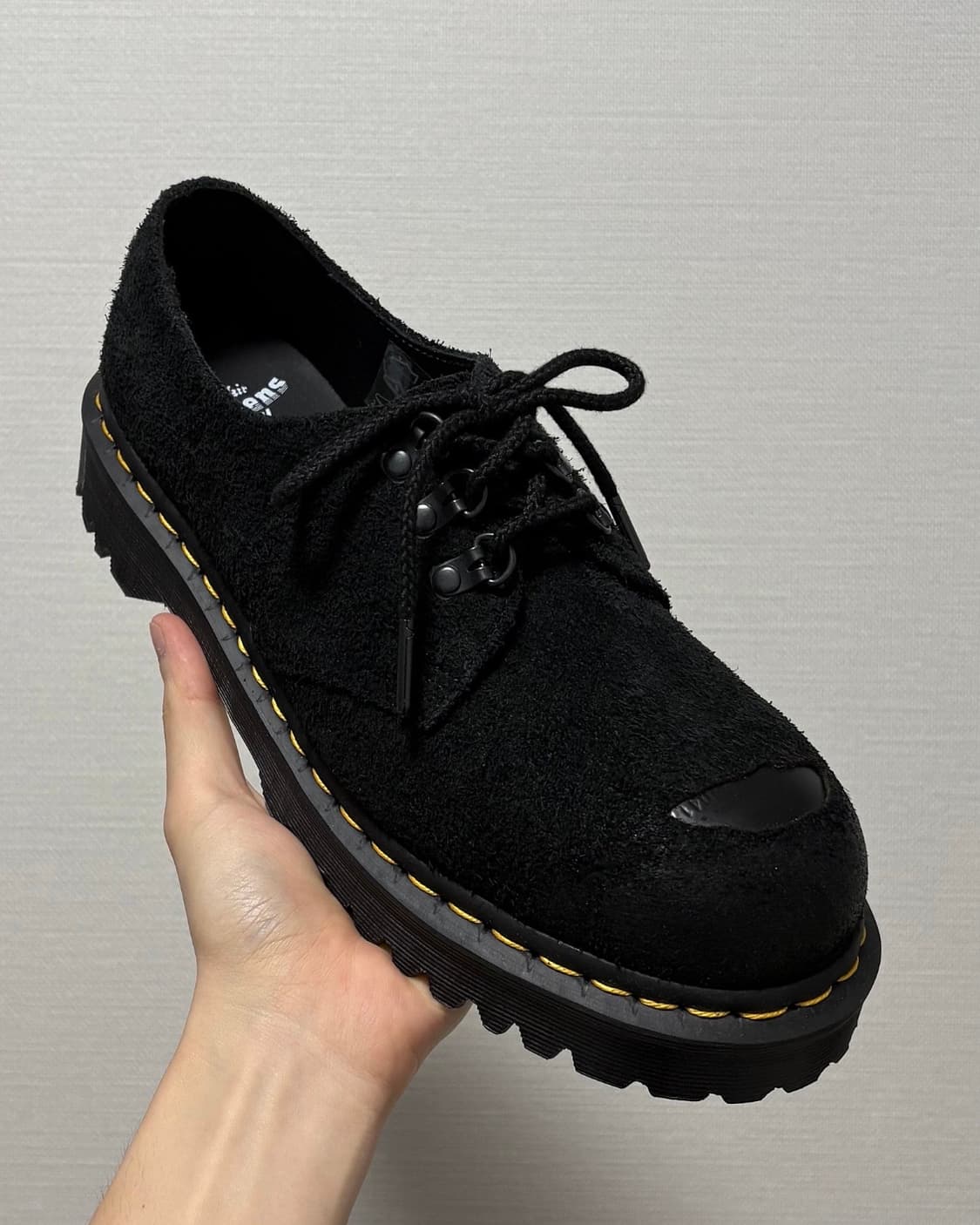 [UK7(260)]닥터마틴 1461 스틸 토 헤어리 스웨이드 블랙 상품이미지4