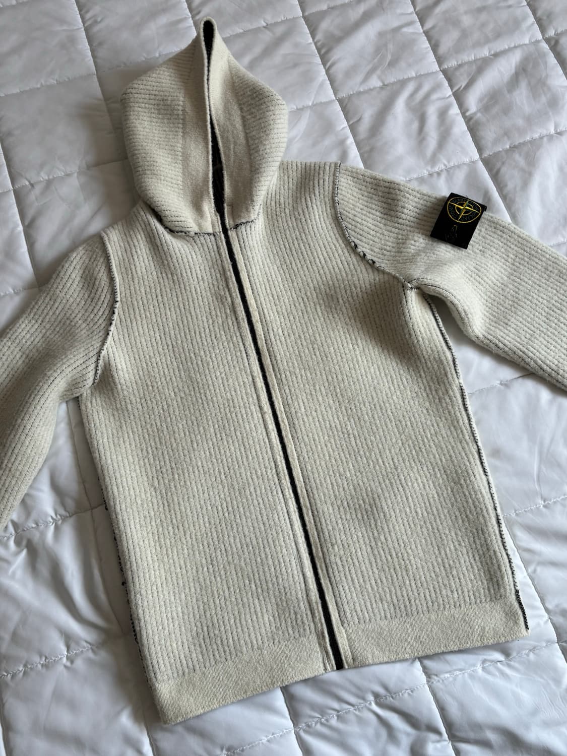 스톤아일랜드 리버서블 울 니트 후드집업 상품이미지2