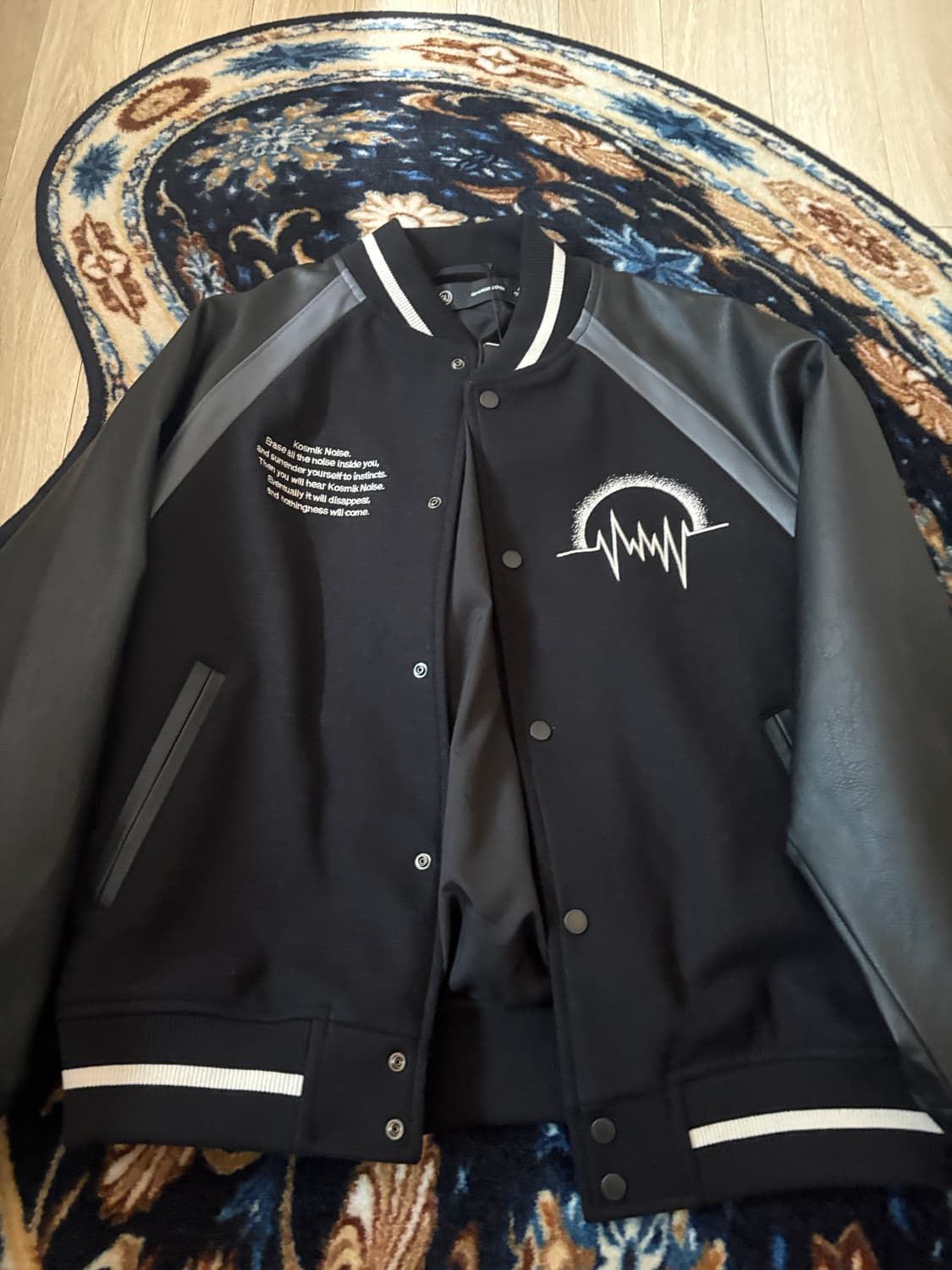 지유 언더커버 코스믹 노이즈 바시티 자켓 L 상품이미지1