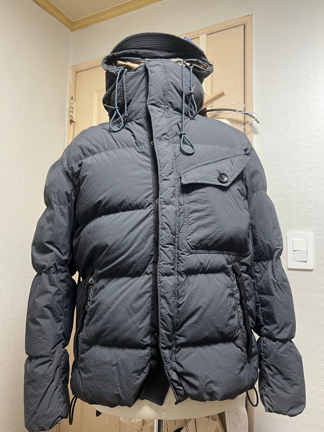 [50]Ten C 서바이벌 다운 다크그레이 패딩 상품이미지2