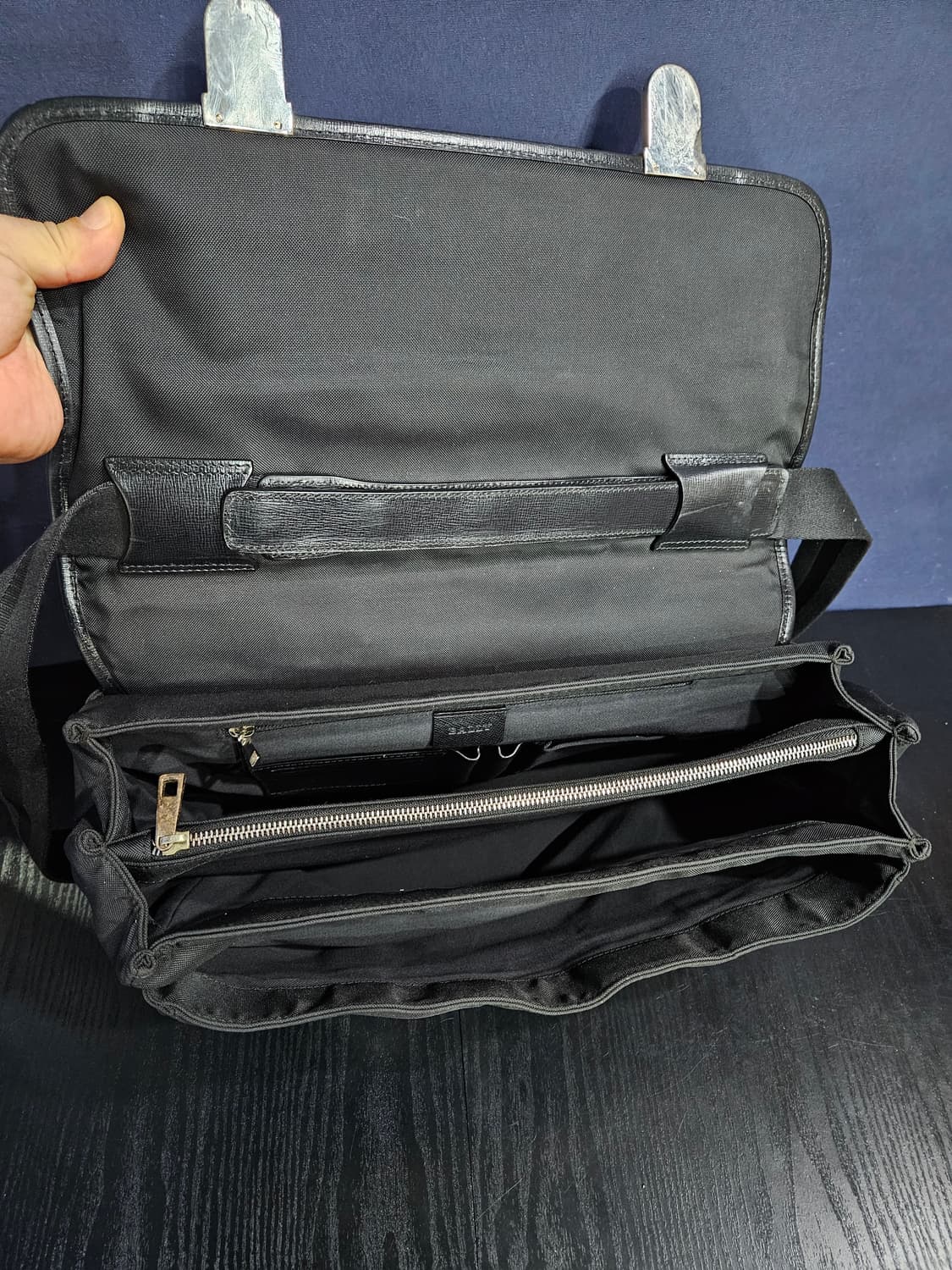 발리 페브릭 블랙 남성 서류가방 크로스백  상품이미지8