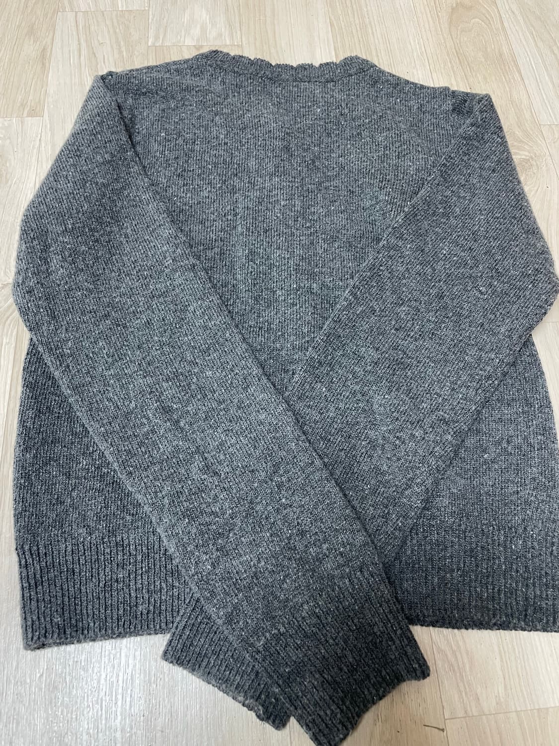 코이세이오 플라워 버튼 가디건 그레이 상품이미지2