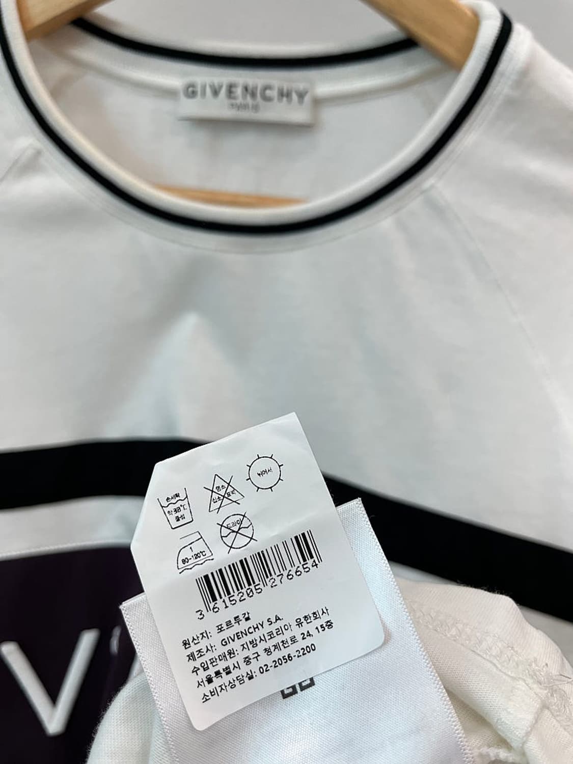 100) 지방시 신형 라운드티  상품이미지6