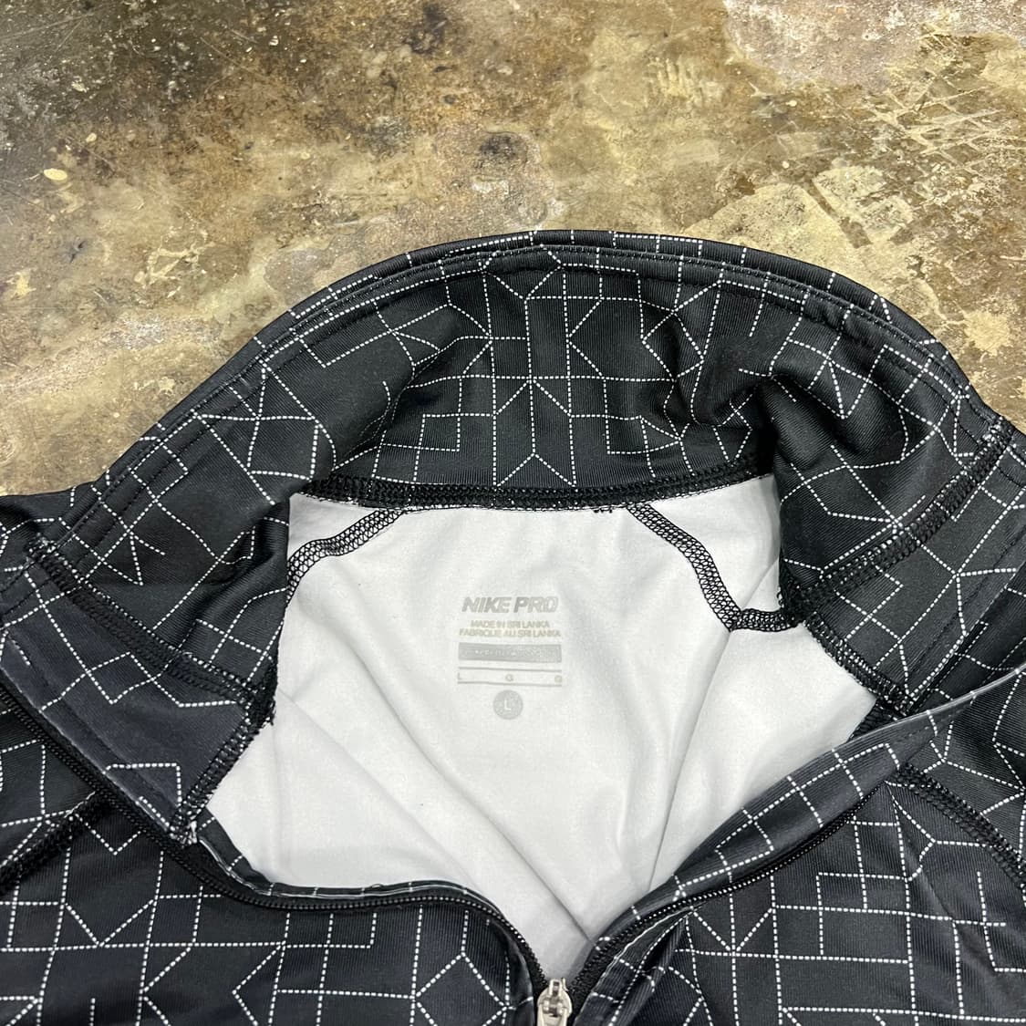 L) 나이키 프로 드라이핏 런닝 하프집업 티셔츠 런닝코어 상품이미지3