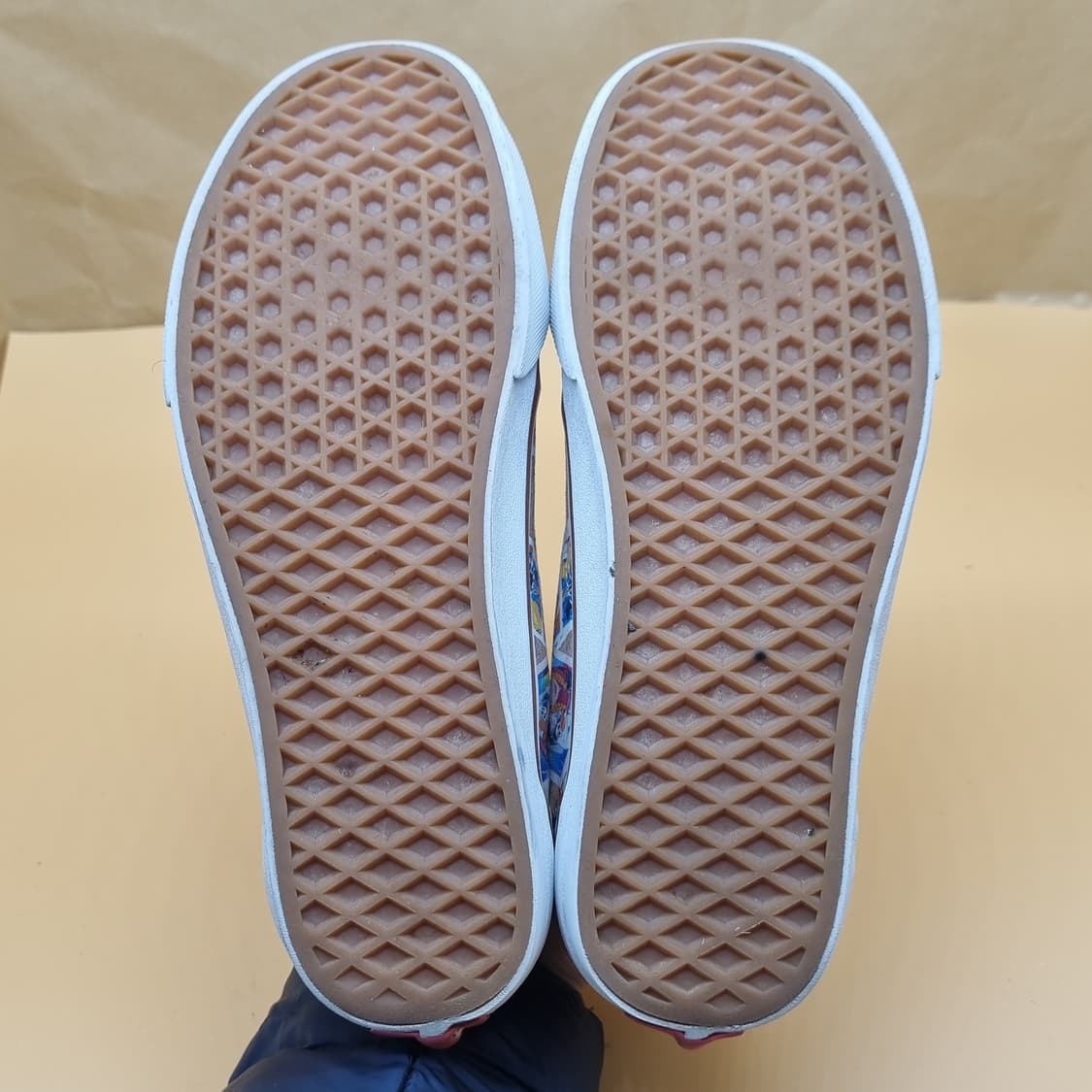 반스x디즈니 올드스쿨  스크랩북 스니커즈255 상품이미지3