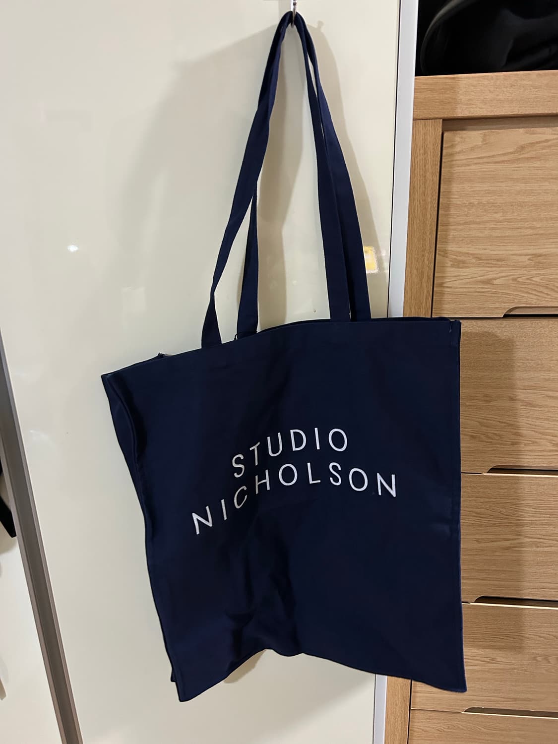 스튜디오 니콜슨 에코백 상품이미지1