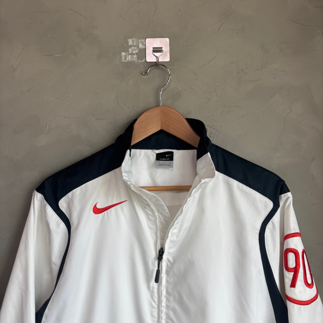 나이키 스우시 T90 바람막이 화이트 네이비 상품이미지2