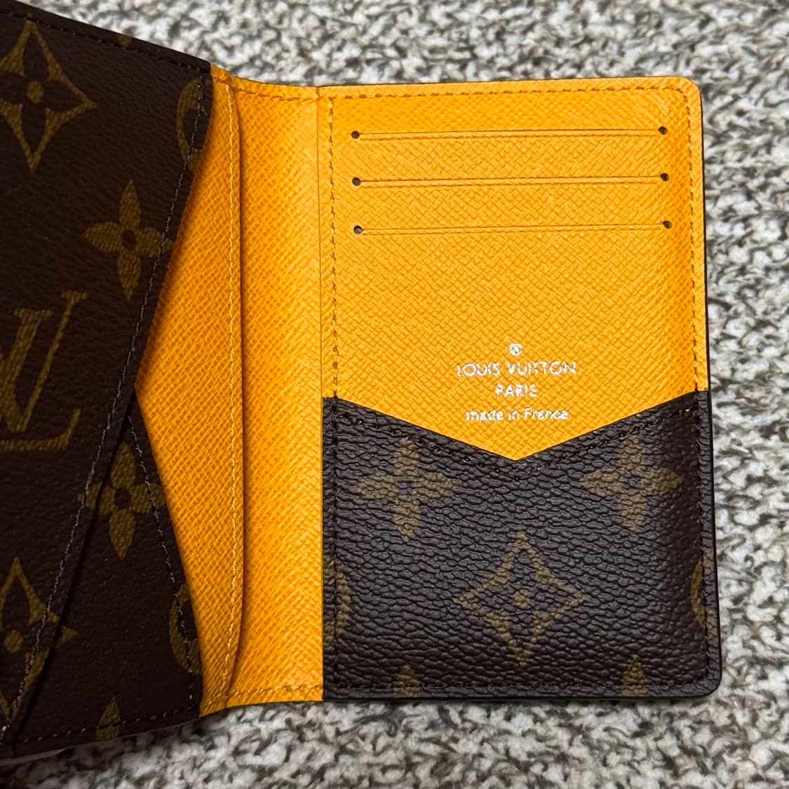 루이비통 오거나이저 컬러마니아 옐로우 카드지갑 상품이미지8
