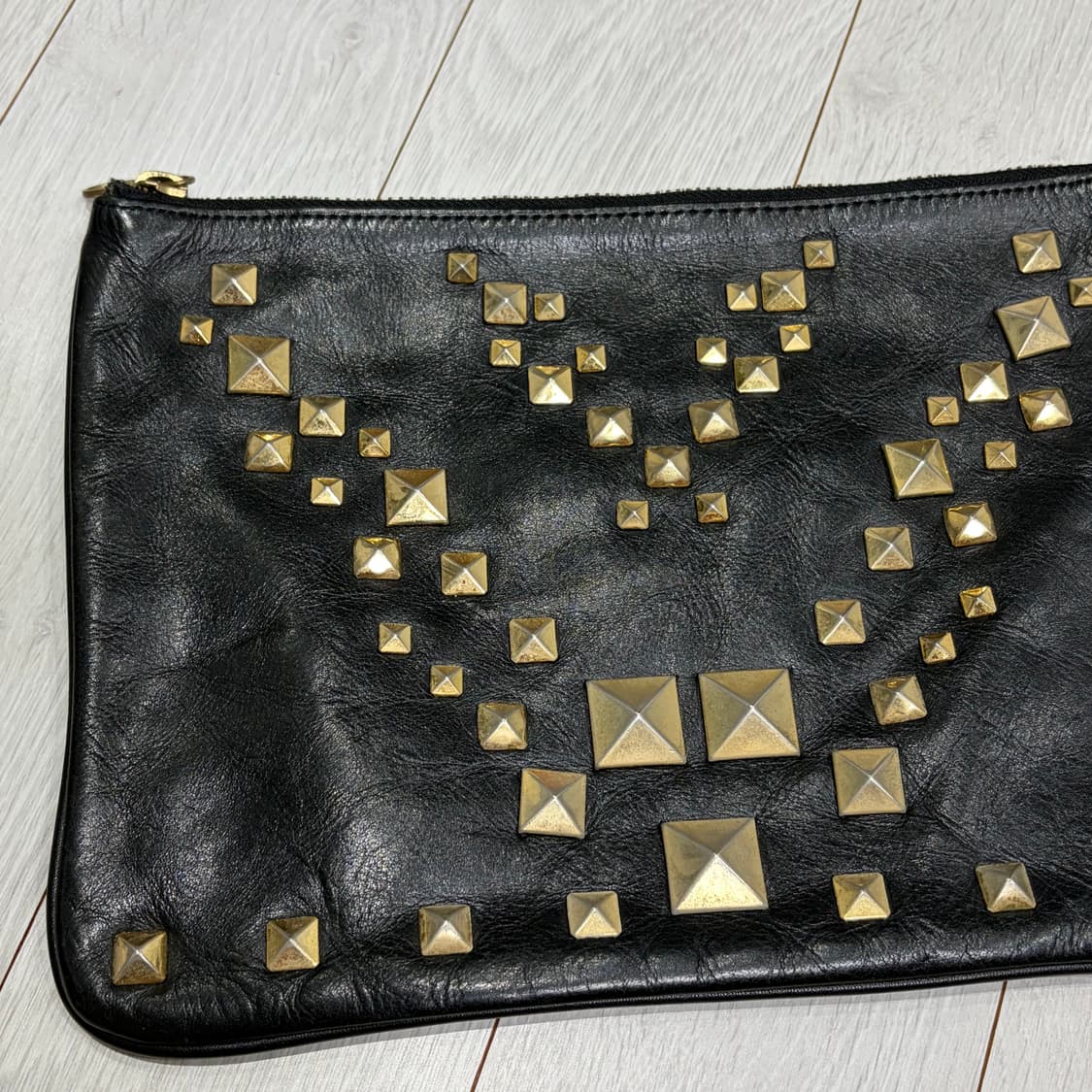 준야 와타나베 스터드 파우치 상품이미지3