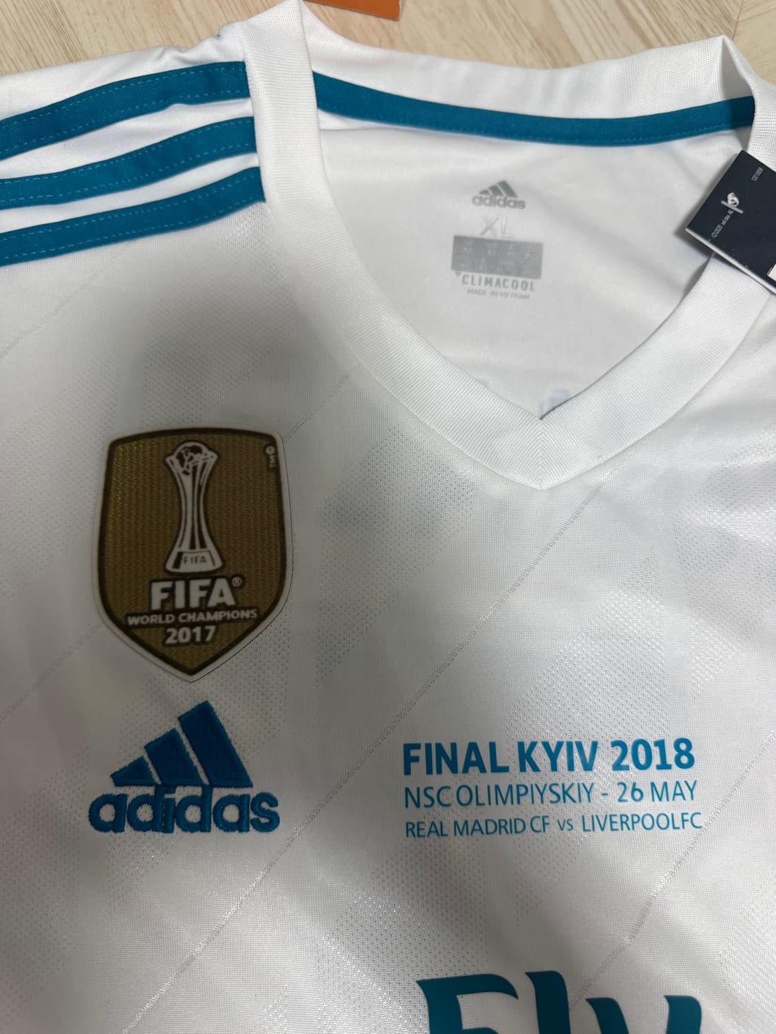 17/18 시즌 챔피언스리그 결승전 호날두 유니폼 XL 상품이미지4