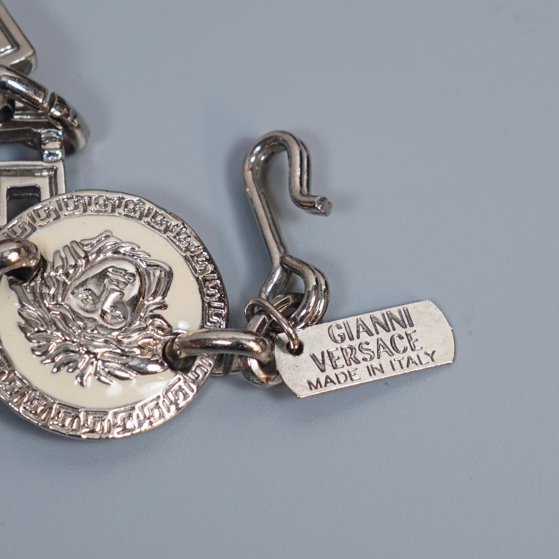 베르사체 90s Archive Symbol 메두사 체인 상품이미지8