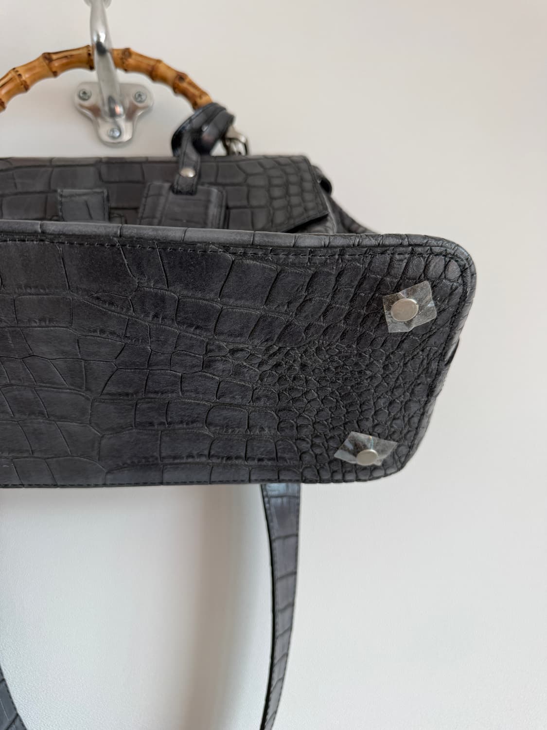 CLAUDIA 크로커패턴 뱀부 토트백(ITALY, 숄더 가능) 상품이미지6