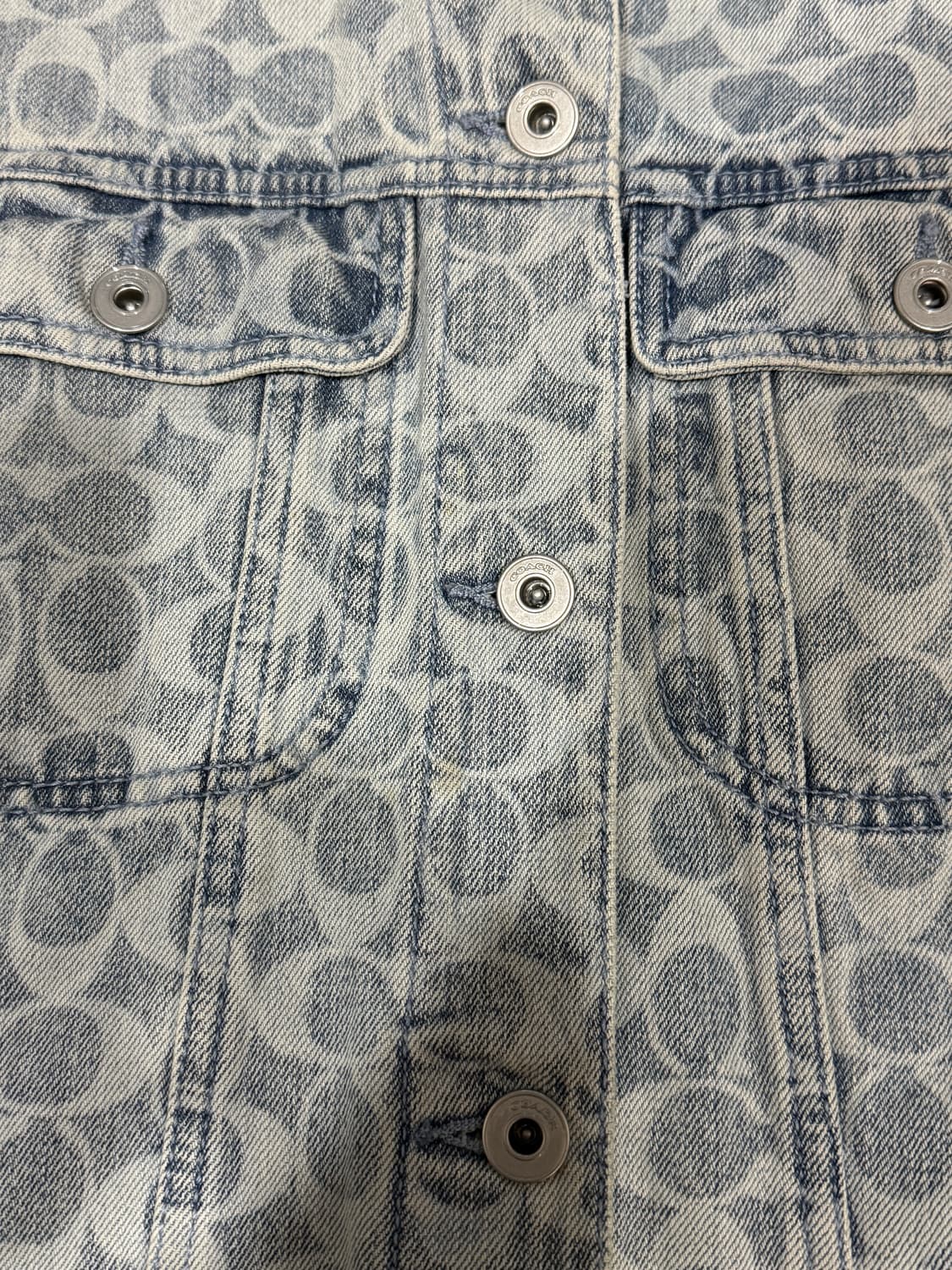 Coach 코치 모노그램 연청 데님 자켓 S 상품이미지5