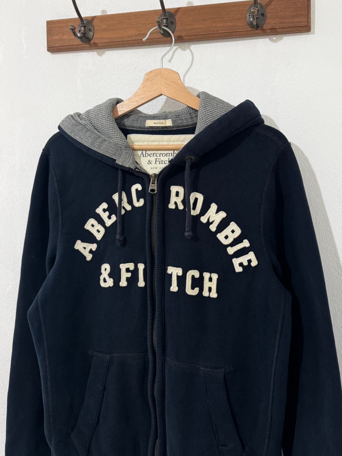 아베크롬비 블랙 후드집업 상품이미지1