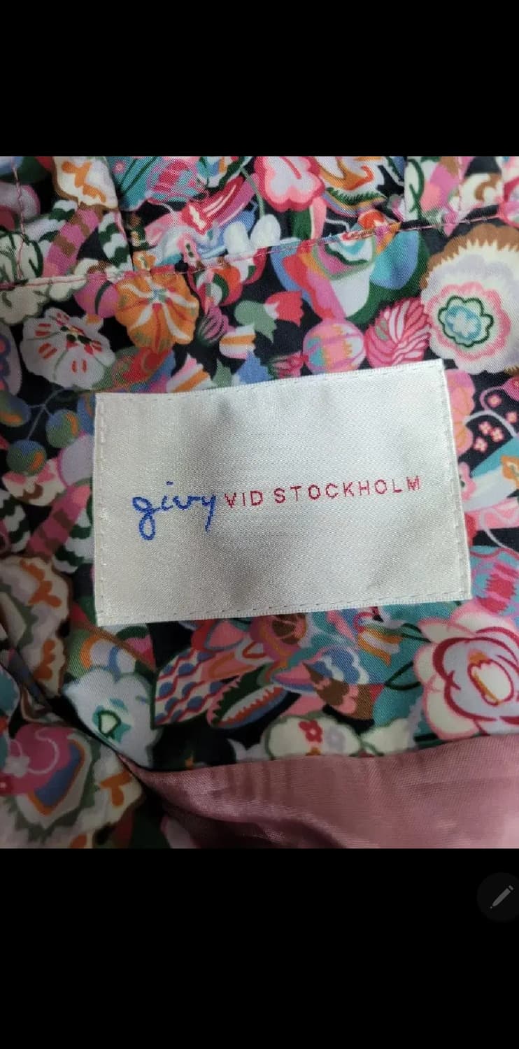 GIVY 기비 꽃무늬 트렌치 코트 /  여 65호 (85-90-160)
 상품이미지6