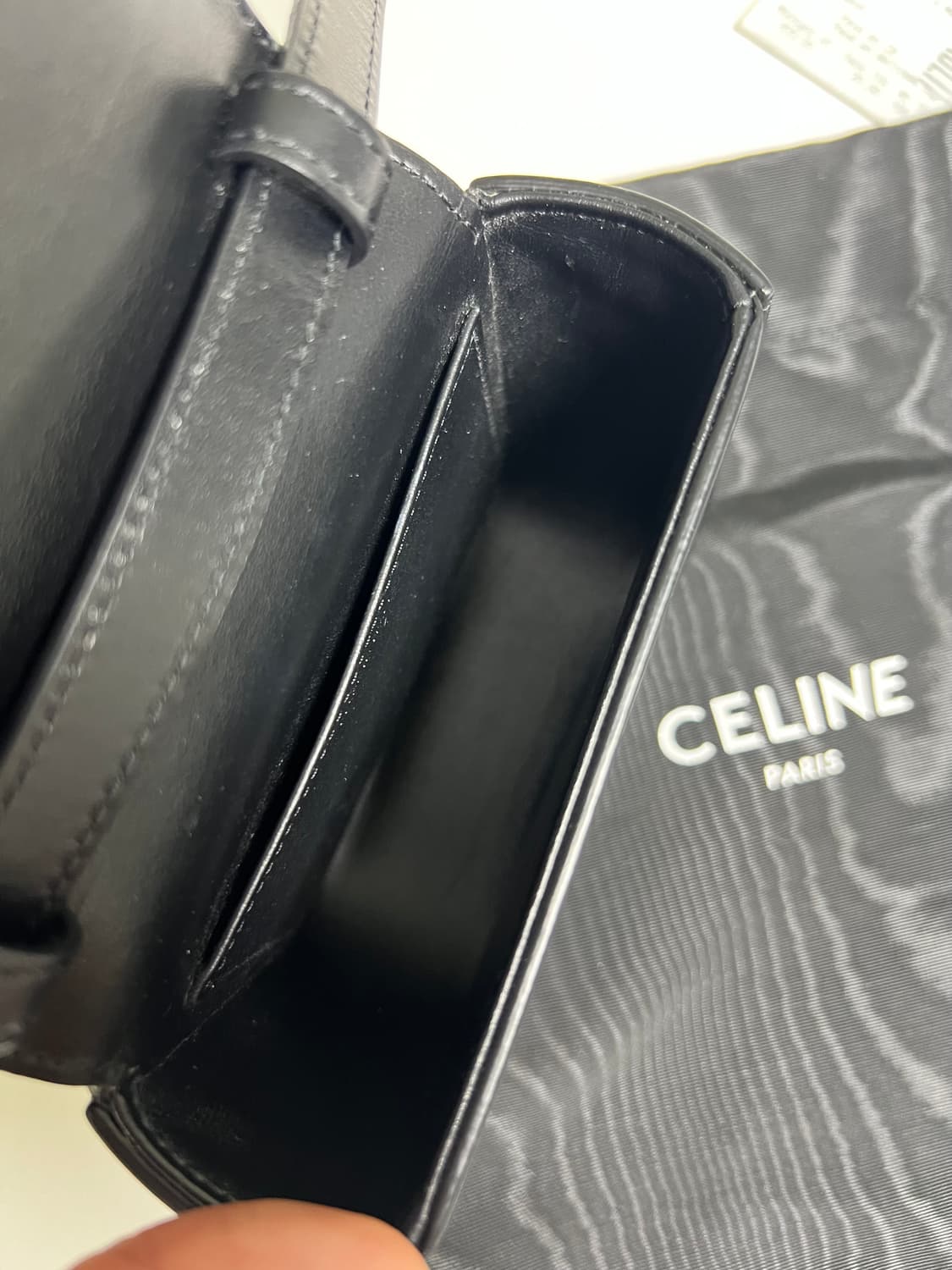 [정품] 셀린느 클로드 샤이니 카프스킨 백 미니 블랙 상품이미지7