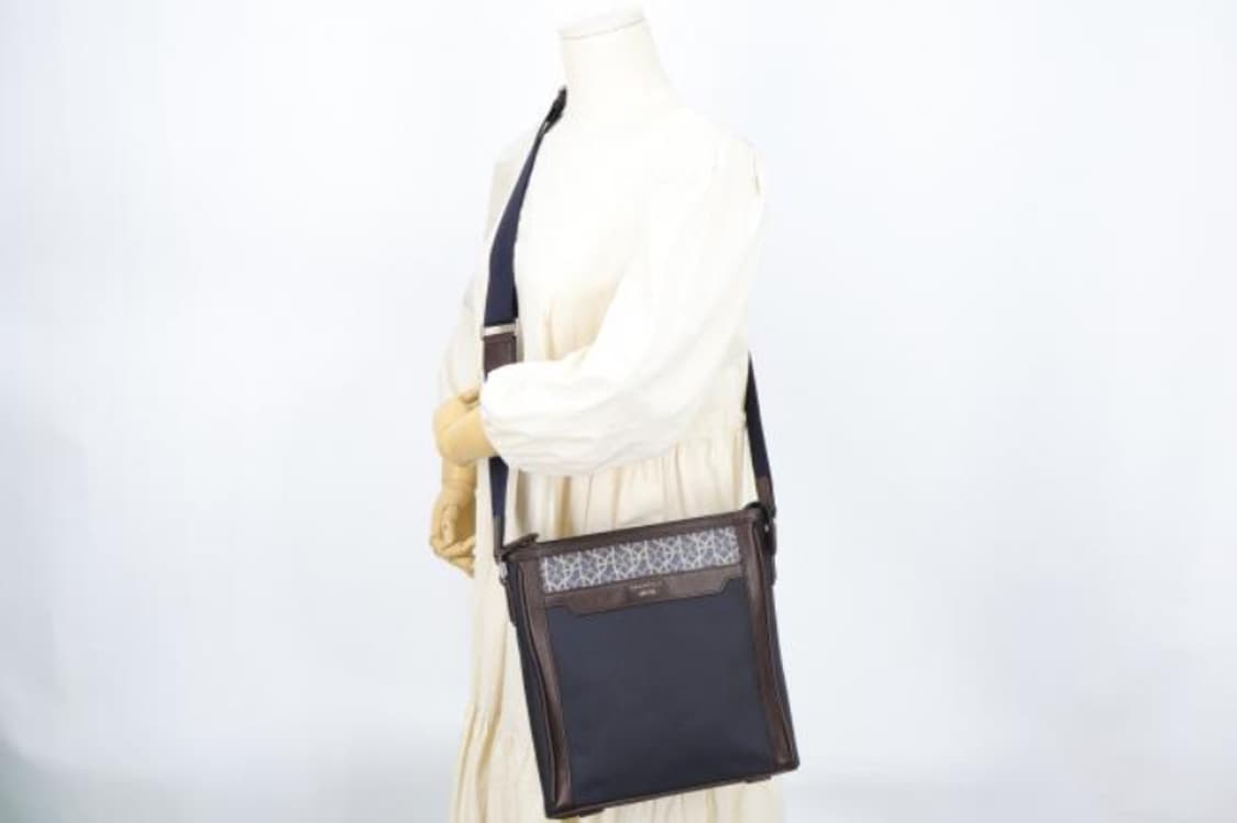 빈폴 크로스백 상품이미지10