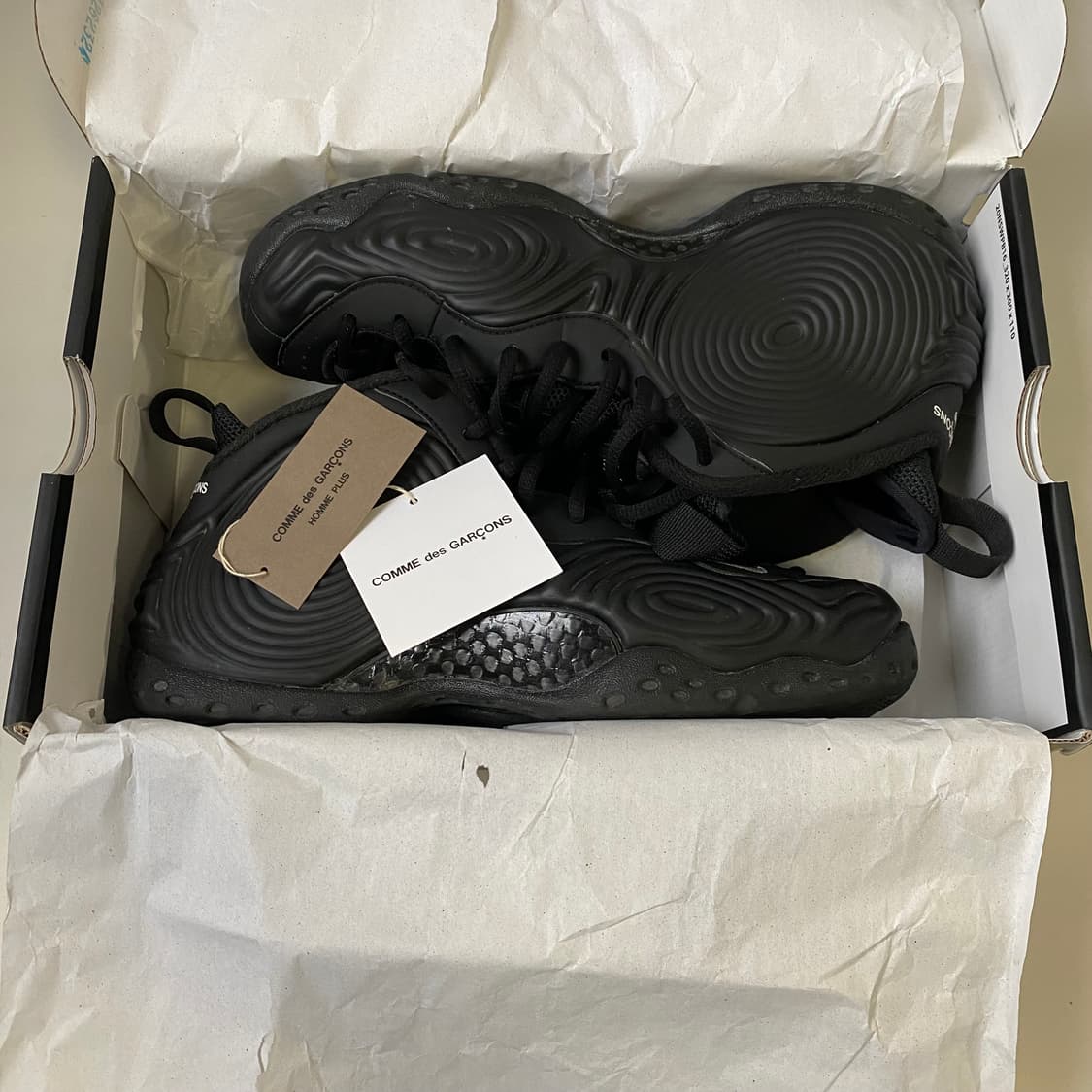 [255] 나이키 x 꼼데가르송 옴므 플러스 에어 폼포짓 원 블랙 상품이미지8