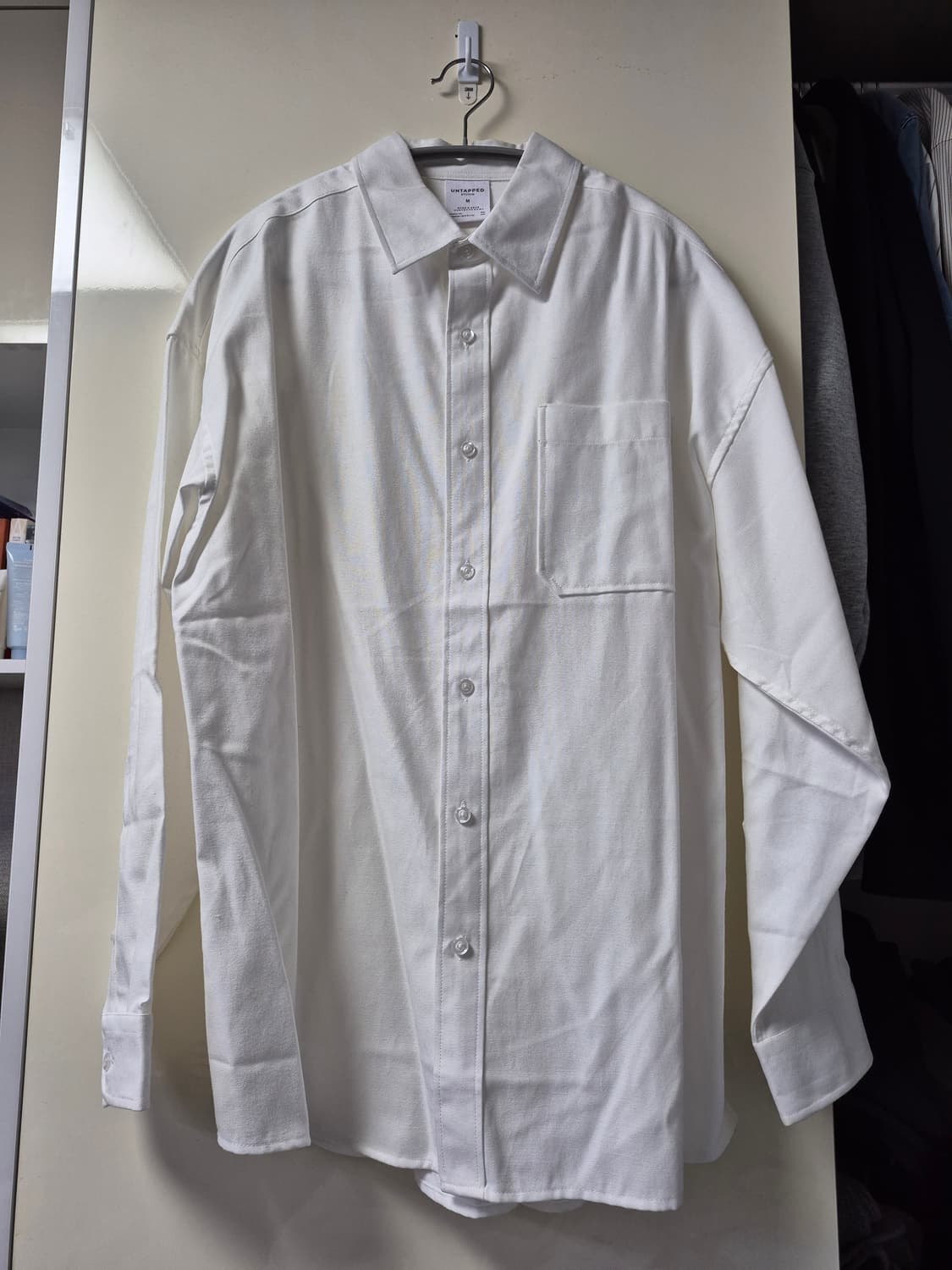 언탭트스튜디오_오버핏 옥스포드 셔츠_오프화이트M 상품이미지3