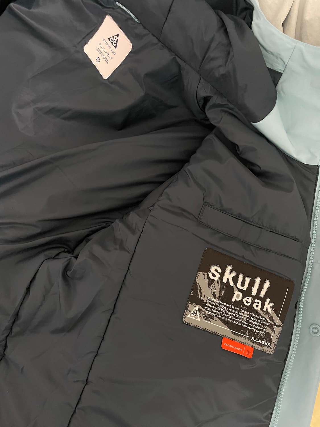 나이키 acg 프리마로프트 스컬피크 상품이미지3