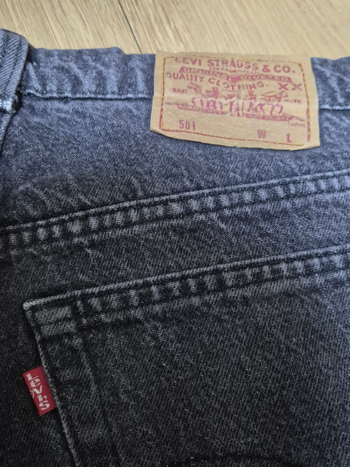 90s 리바이스 501 흑청 데님 팬츠 상품이미지4