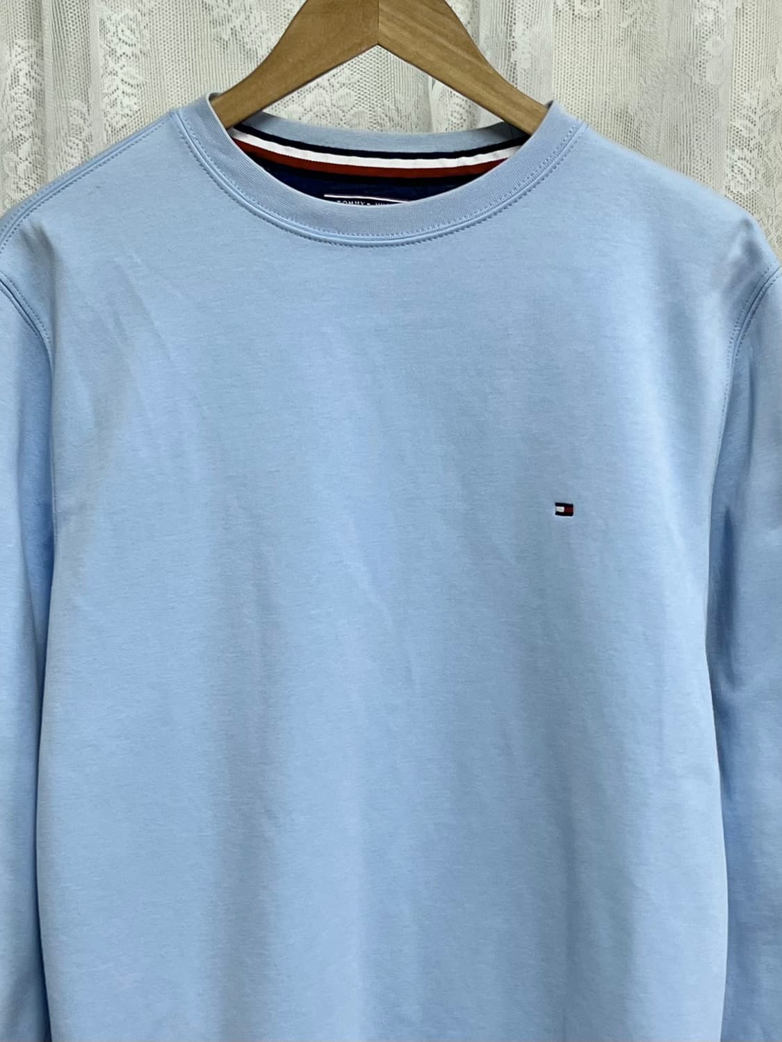L) 타미힐피거 미니플래그 맨투맨 하늘색 상품이미지3