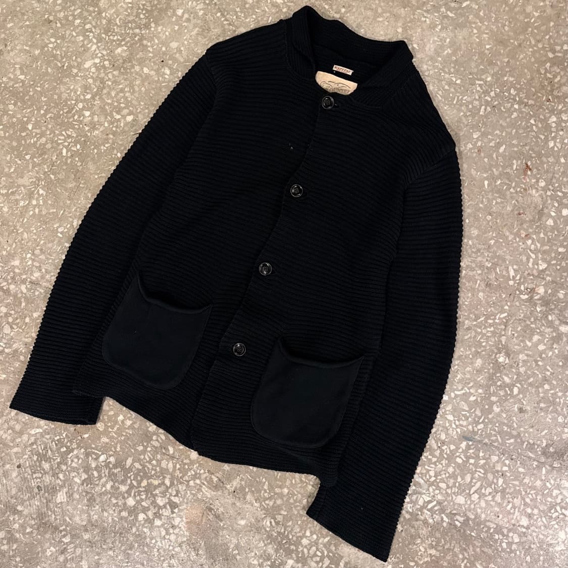 케피탈 블랙가디건  상품이미지1