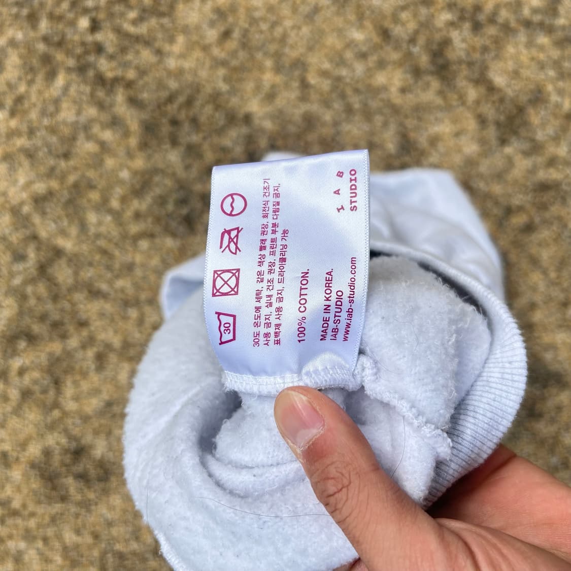 아이앱 스튜디오(I.A.B Studio) 반집업 맨투맨 상품이미지9