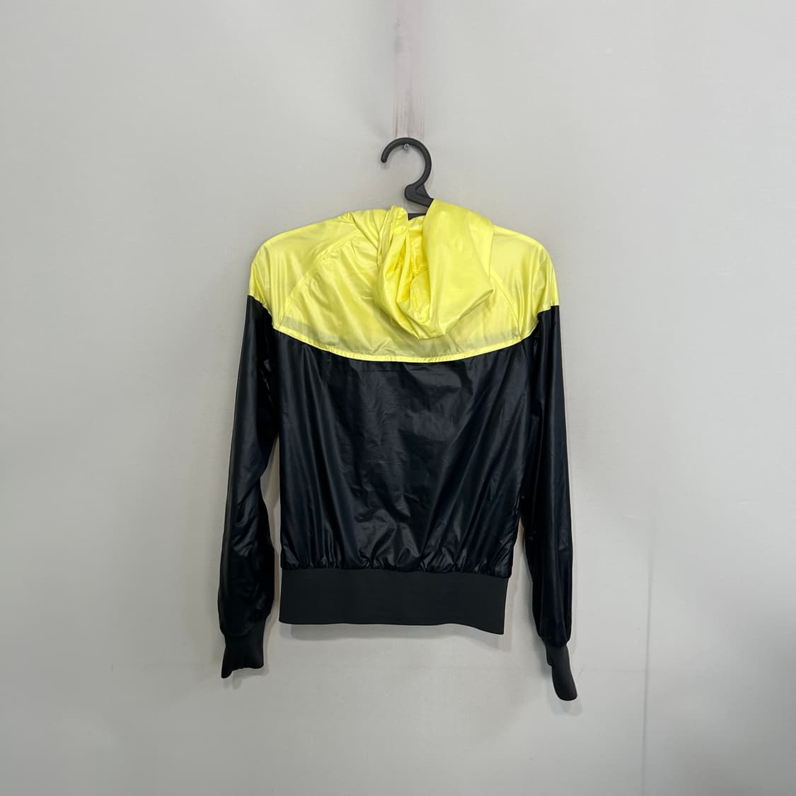 나이키 여성 윈드러너 러닝 바람막이 S 55  상품이미지3