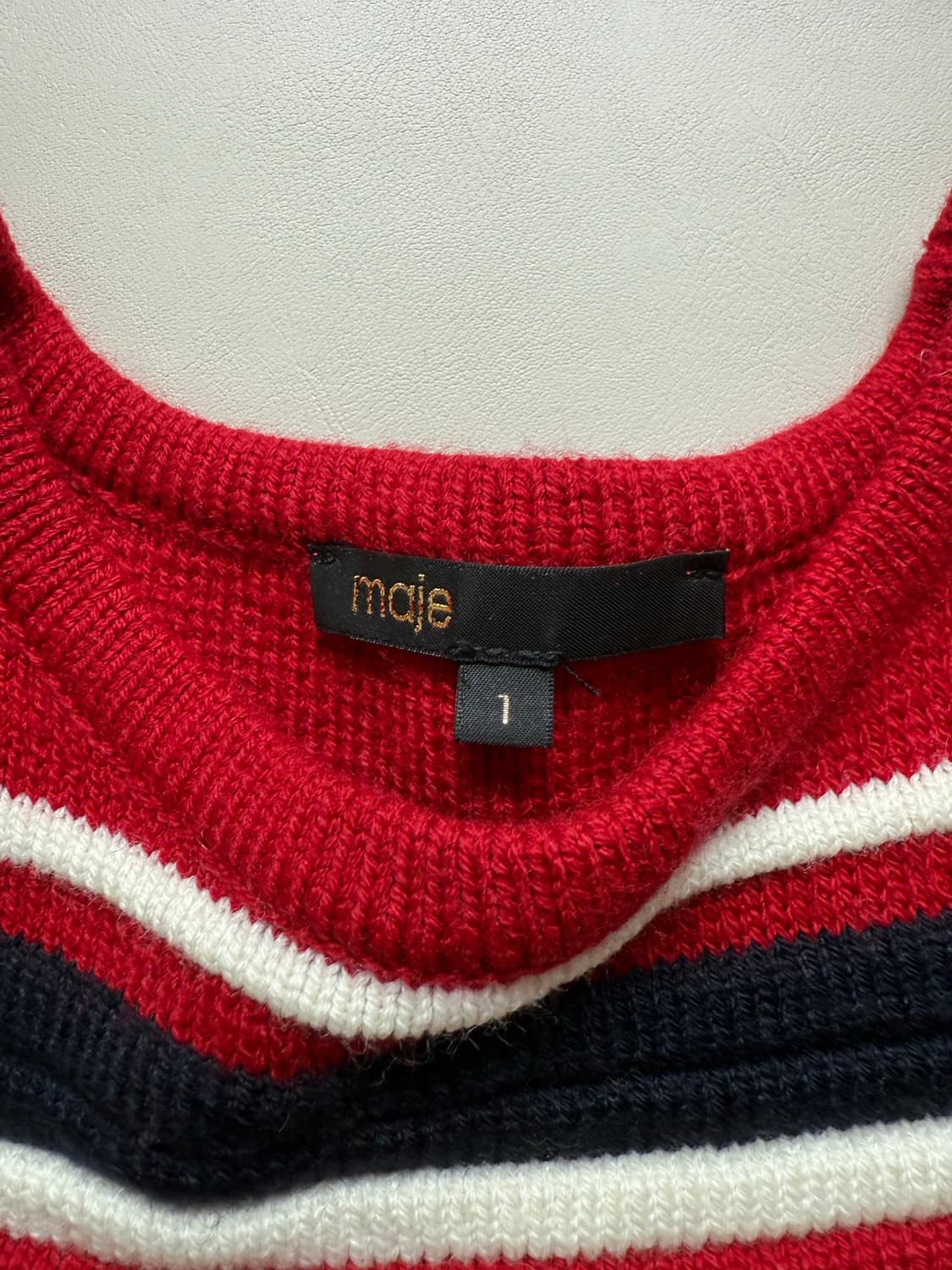 [5시간착용] maje 슬림해보이는 세련된 니트 상품이미지4