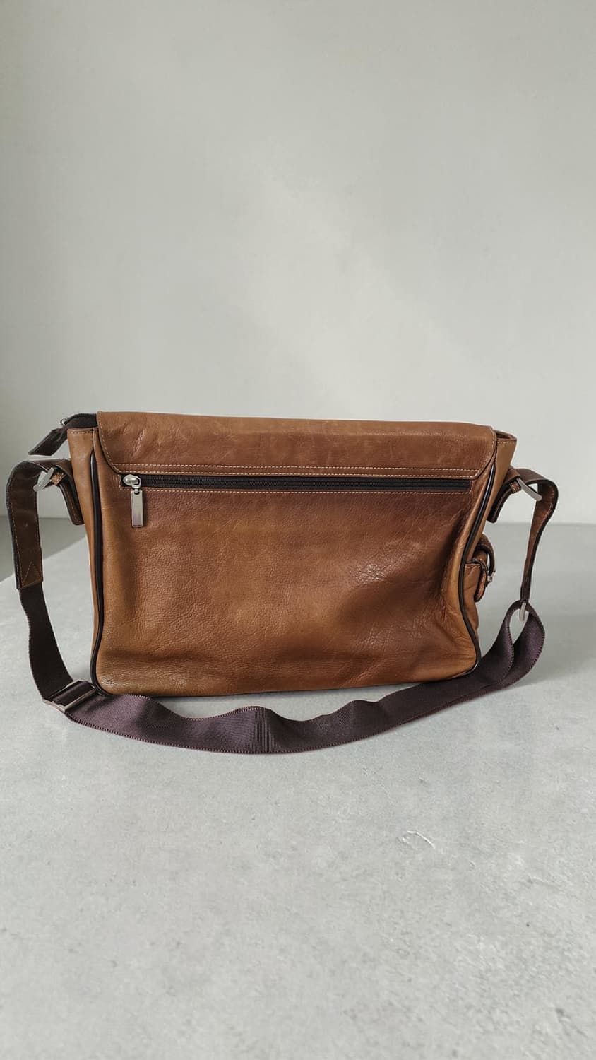 에스콰이어 빈티지 통가죽 크로스백 상품이미지2