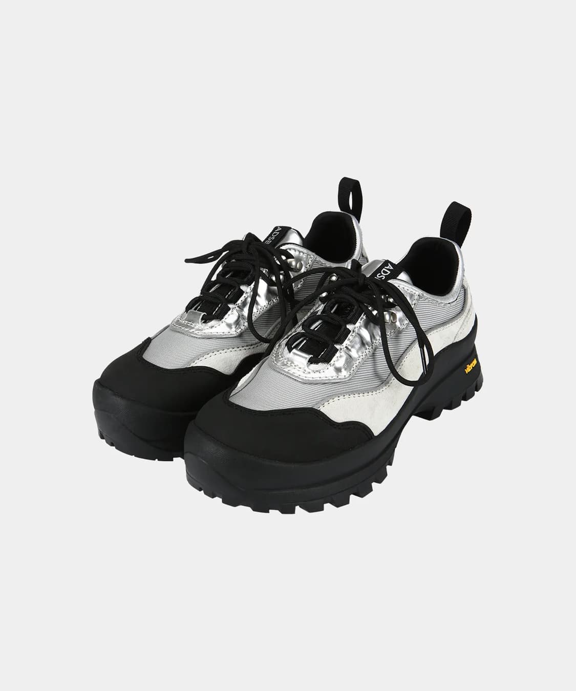 앤더슨벨 Silver Aaron Trail Sneakers 상품이미지1