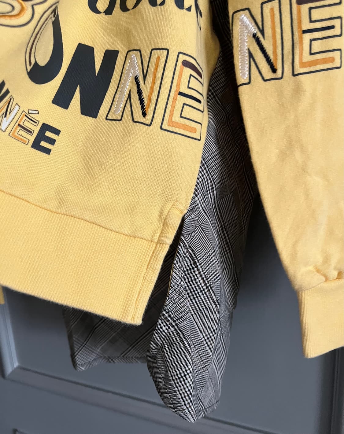 럭키슈에뜨 프릴 언발 맨투맨 36사이즈 상품이미지5