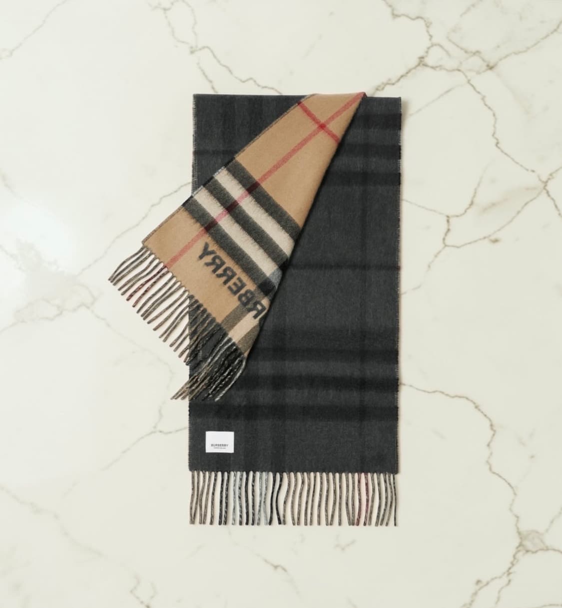 버버리 컬러믹스 로고 캐시미어 머플러 상품이미지7