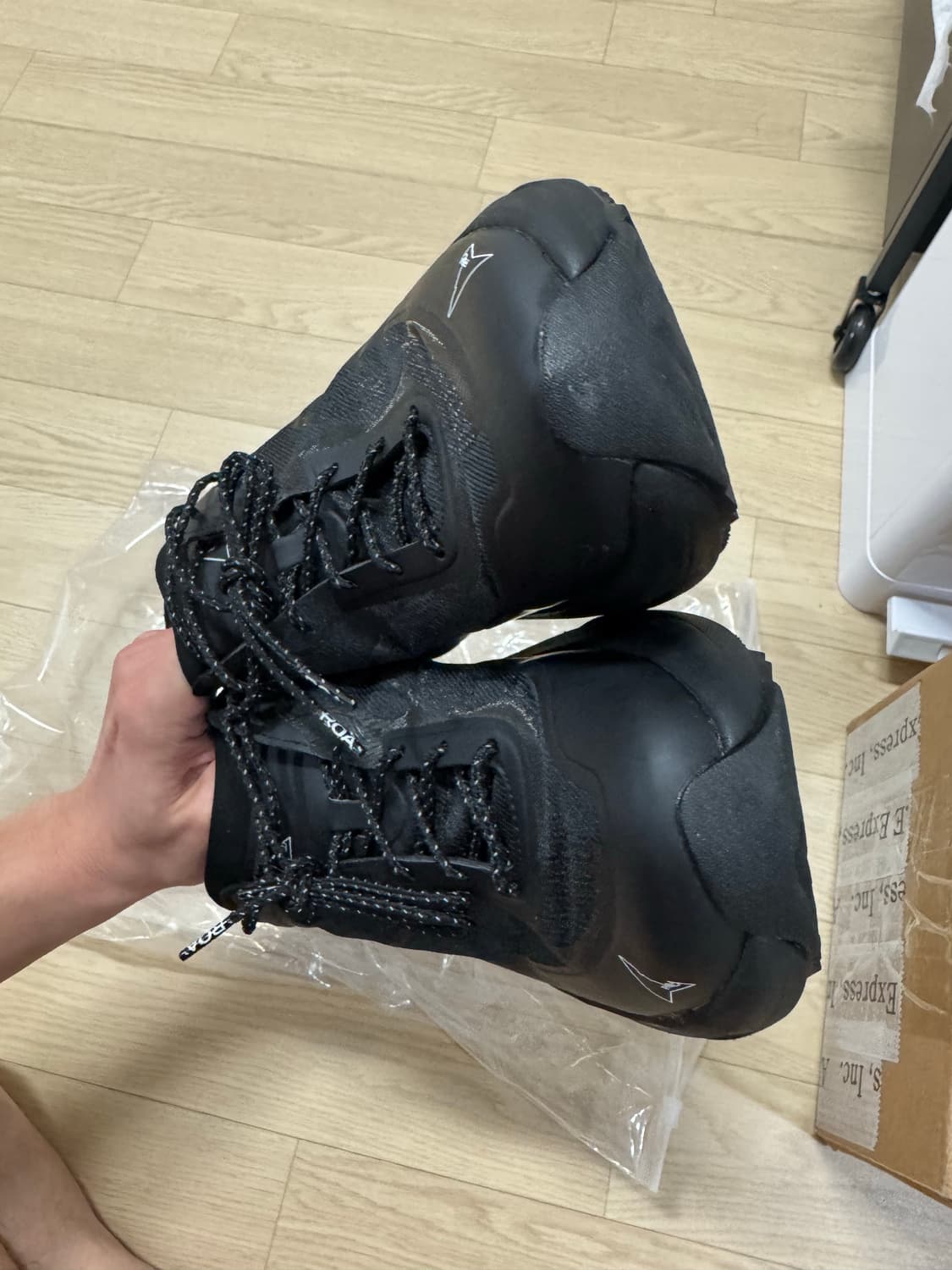 ROA 로아 셀라 280 EU43 1회착용 상품이미지3