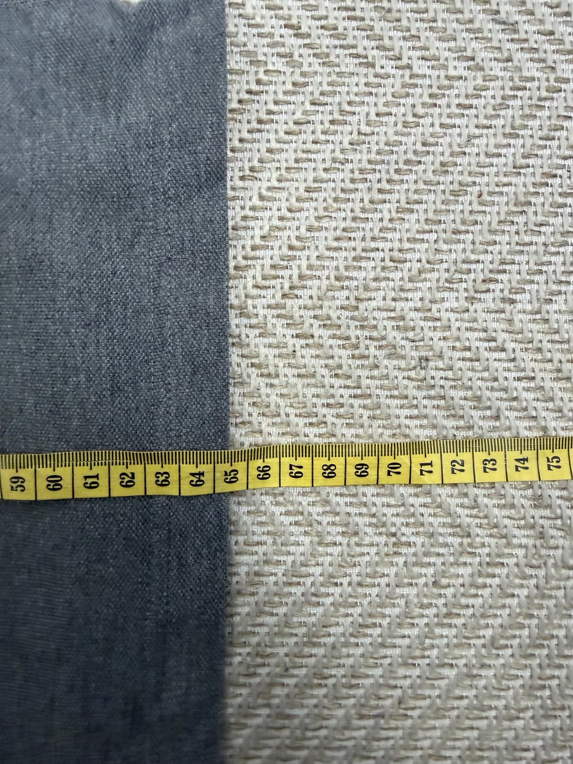 정품) 몽클레어 여성 그레이 삼선 카라 반팔 티셔츠 L 상품이미지10