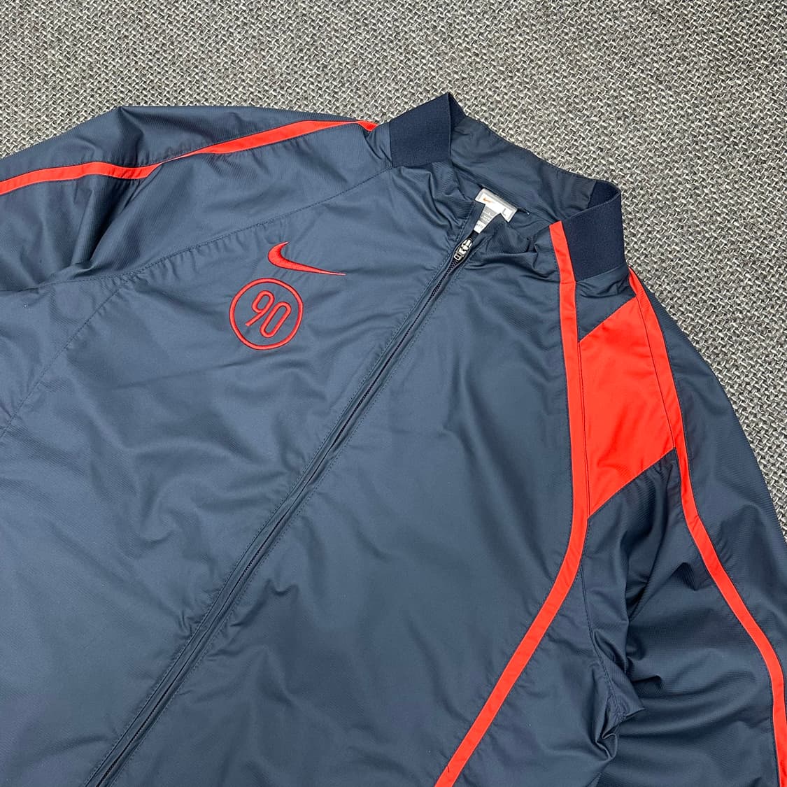 나이키 00s 올드스쿨 토탈90 바람막이 L 상품이미지4