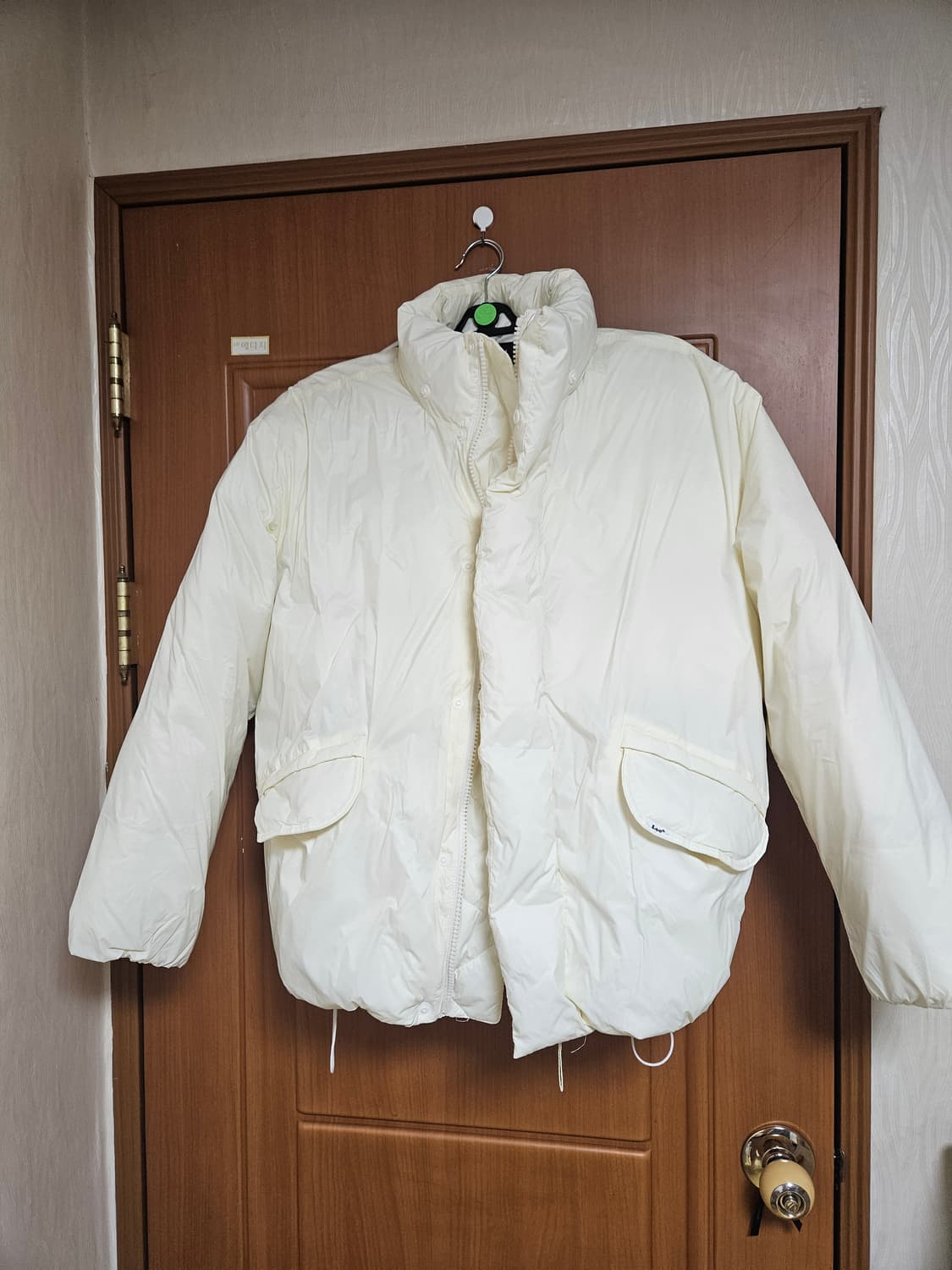 Lee 아이보리  남여공용 패딩 L사이즈 상품이미지1