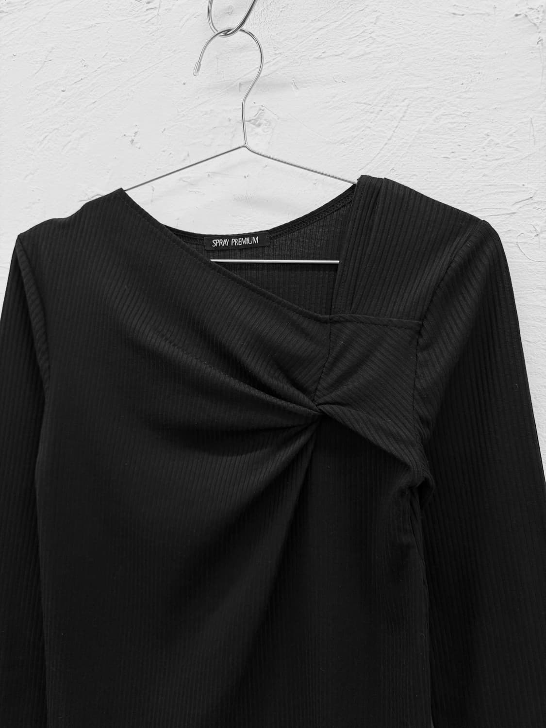 spray premium 트위스트 롱슬리브 상품이미지2