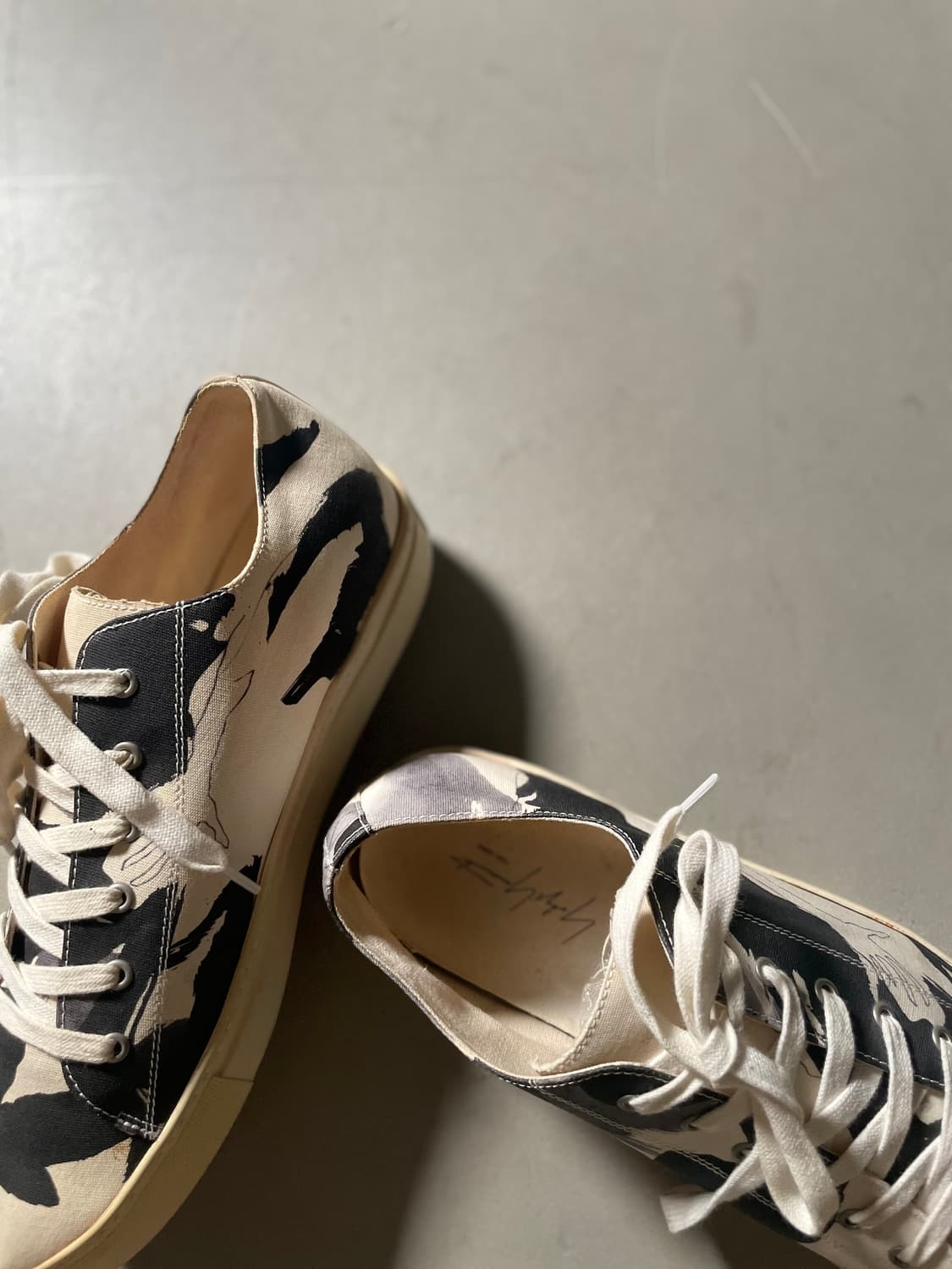 요지야마모토 푸어 옴므 그래픽 Low-cut Sneakers 상품이미지2