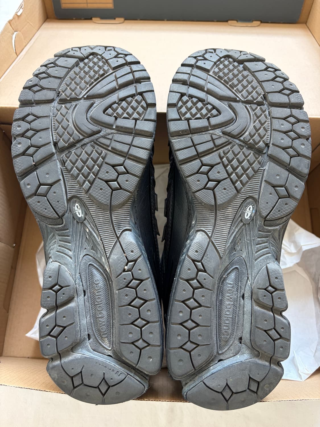 뉴발란스 x 꼼데가르송 옴므 1906R New Balance  CDG 상품이미지8